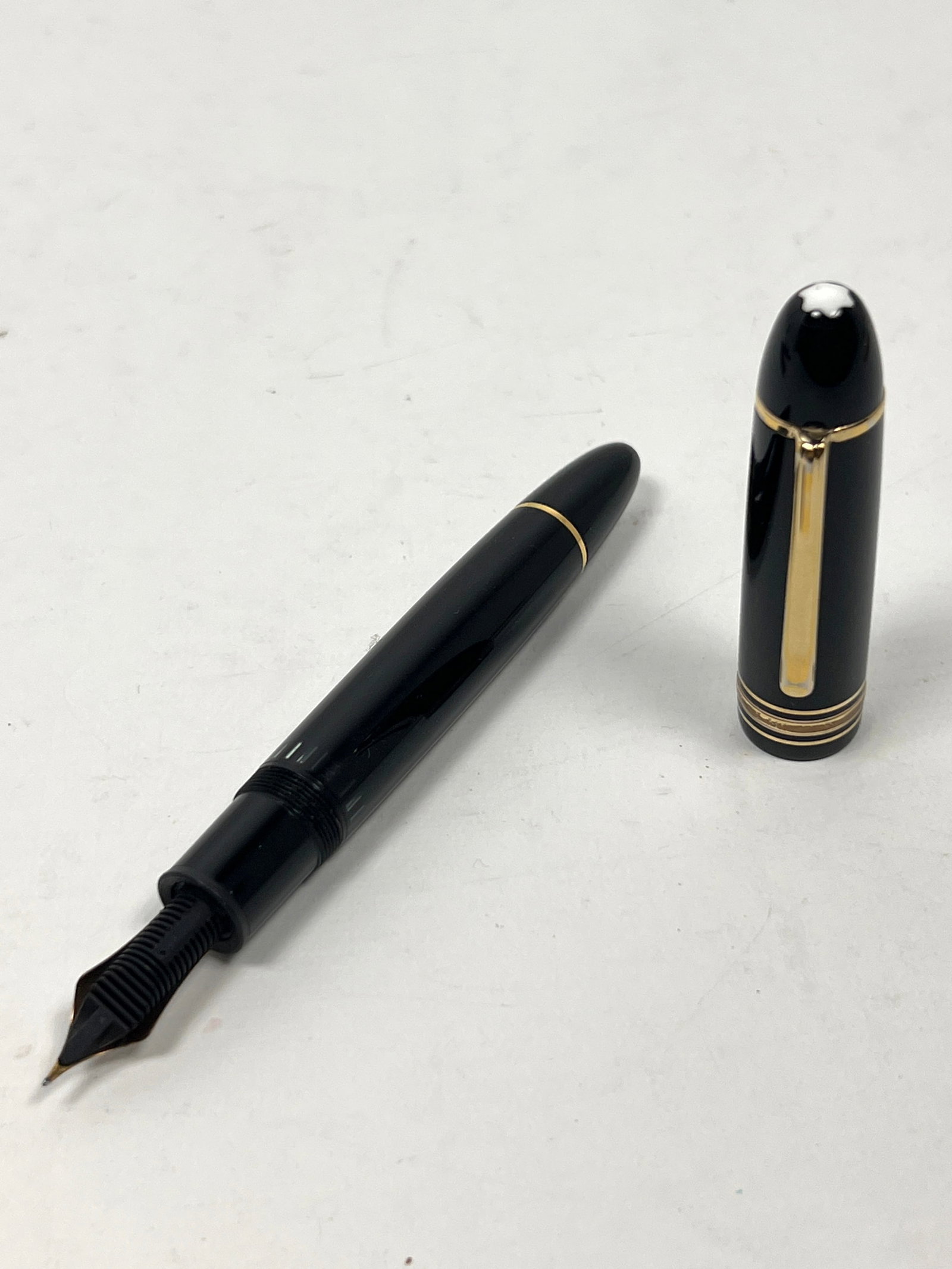 Vintage Fountain Pens and Accessories. Montblanc Montblanc Meisterstuck 149 fountain pen in black pr - 4
