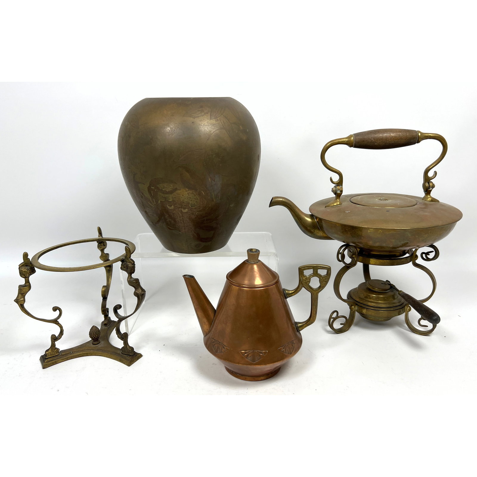 4pcs Metal Ware. The group includes a Wurttembergische Metallwarenfabrik (WMF) Jugendstil brass vase (1 of 18)