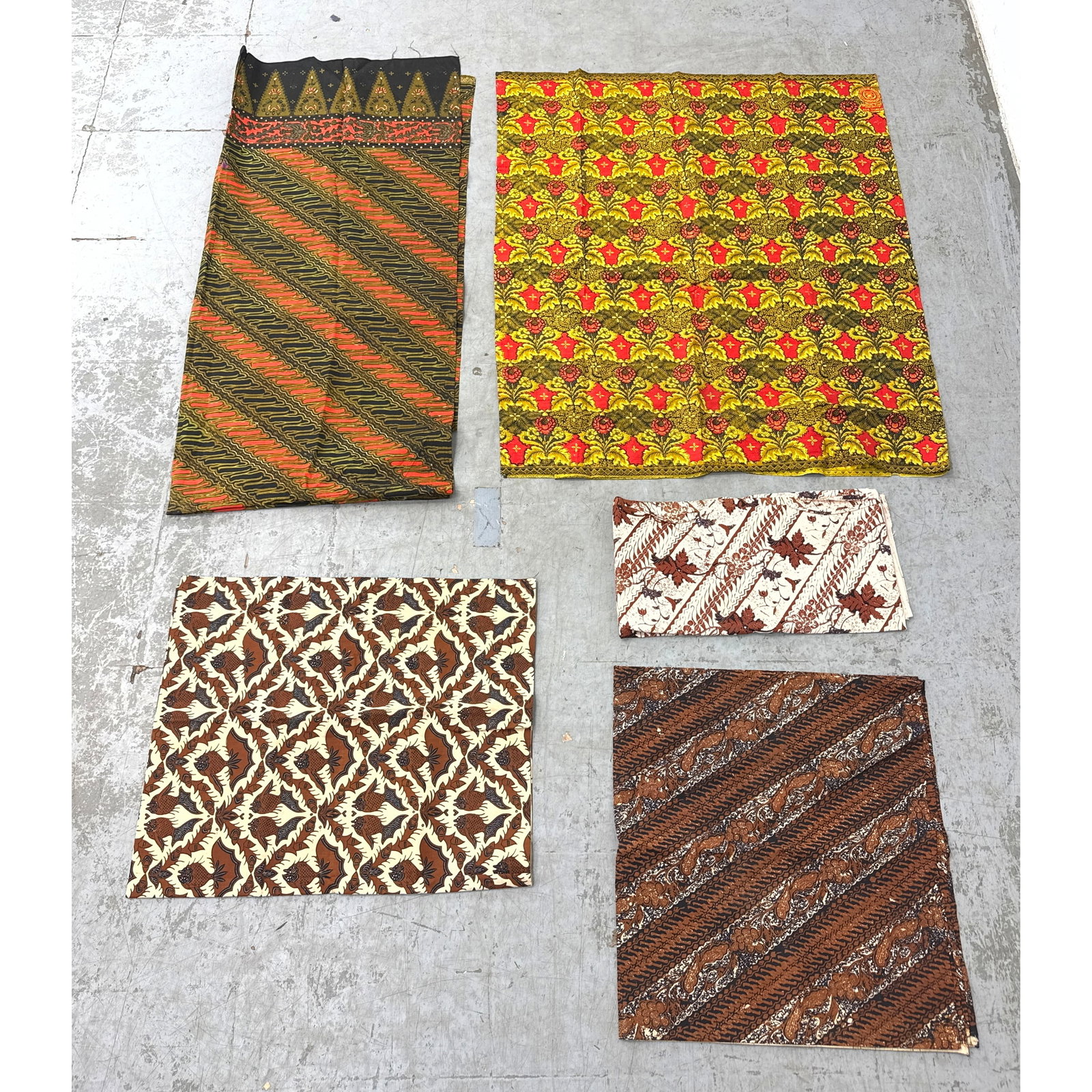 5pcs Vintage Mid Century Modern Fabric Panels. (1 of 17)