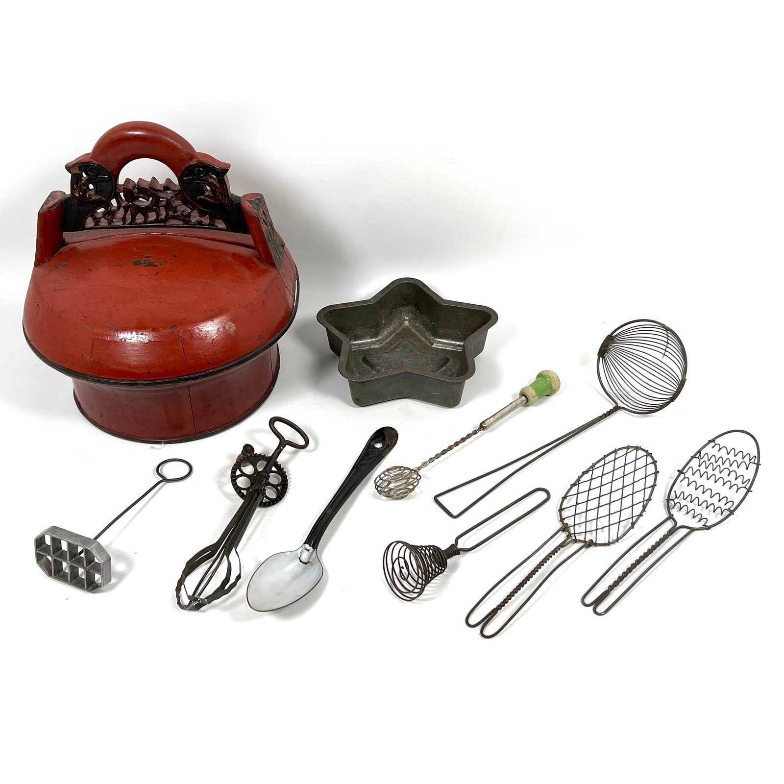 10pc Kitchen Lot. red and black lacquered Asian Basket Container and assorted Vintage Kitchen Utensi (1 of 15)