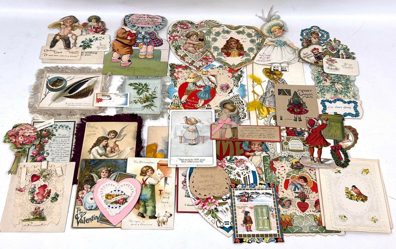 Large grouping of Victorian greeting cards Ephemera. (1 of 12)