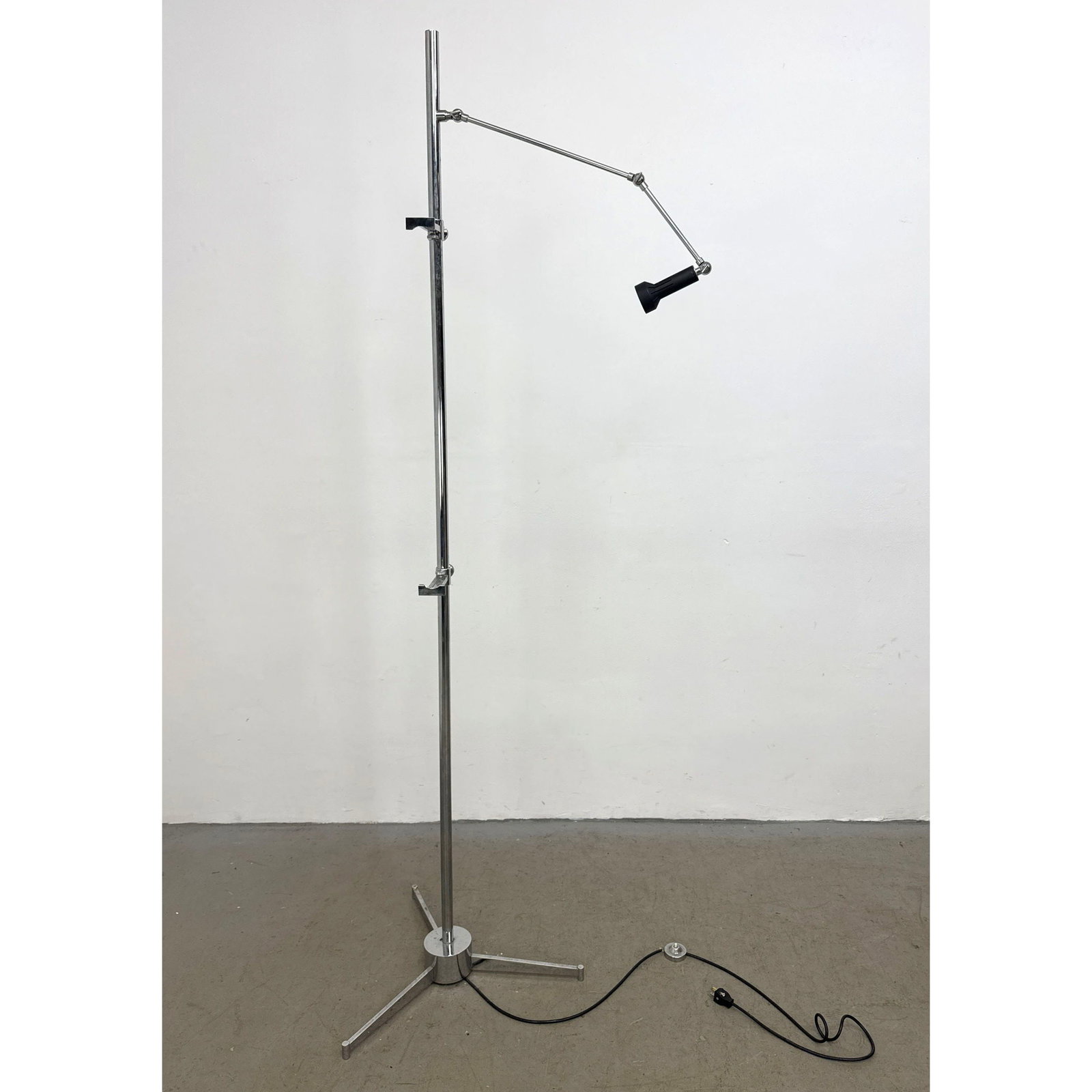 Angelo Lelii for Arredoluce Italian chrome easel floor lamp Model 12377 Cavaletto signed Arredoluce (1 of 10)