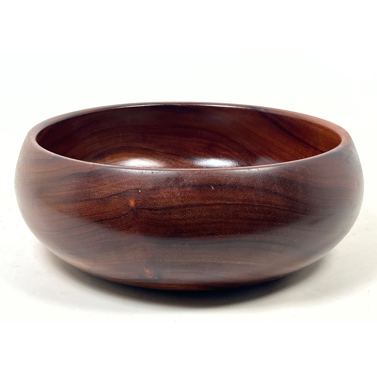 Large Blair Honolulu Hawaii Hand Turned Monkeypod Wood Calabash Bowl with Glossy Finish and Stippled (1 of 8)