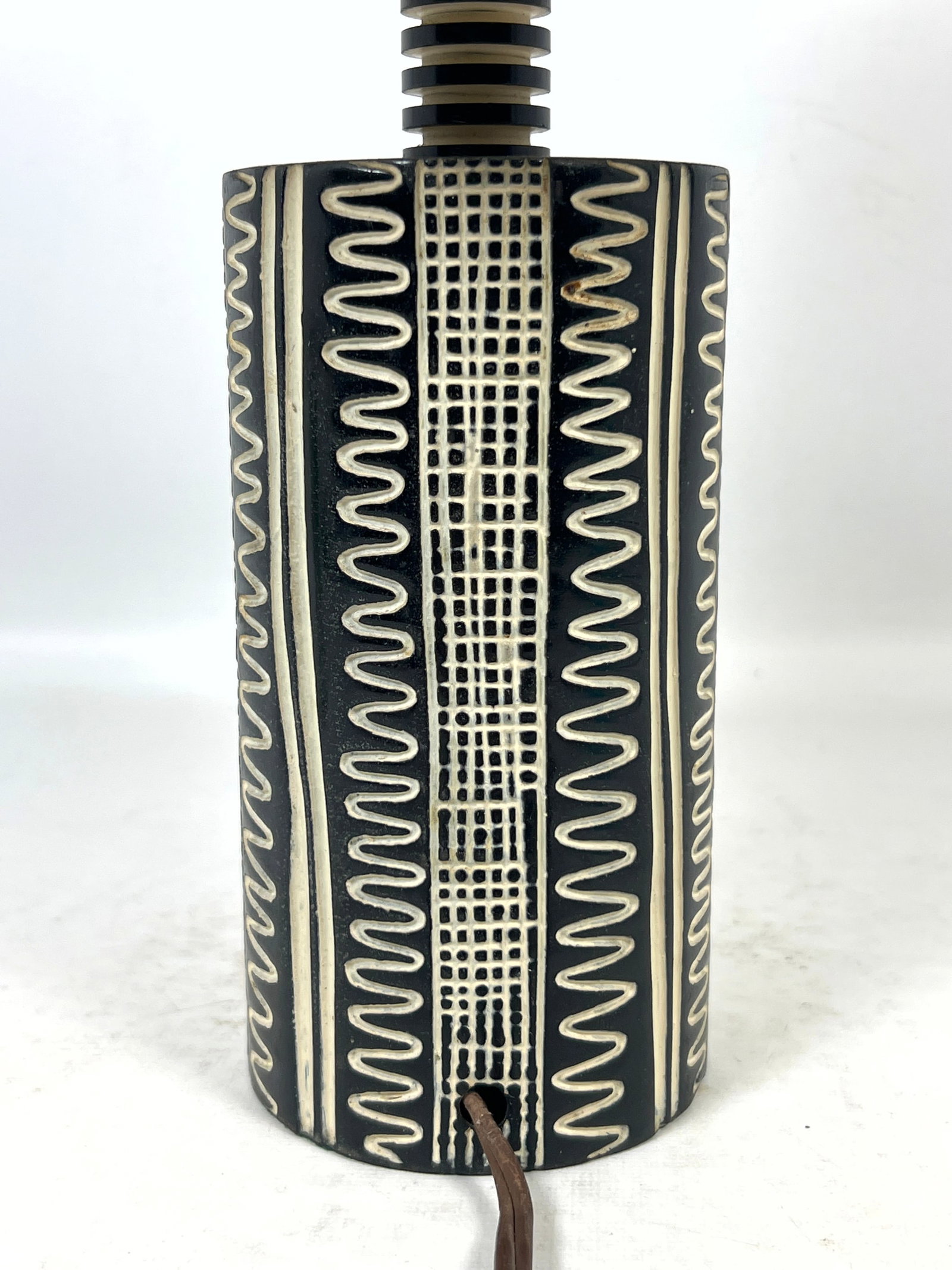 Small Gordon and Jane Martz Attributed Table Lamp. - 8