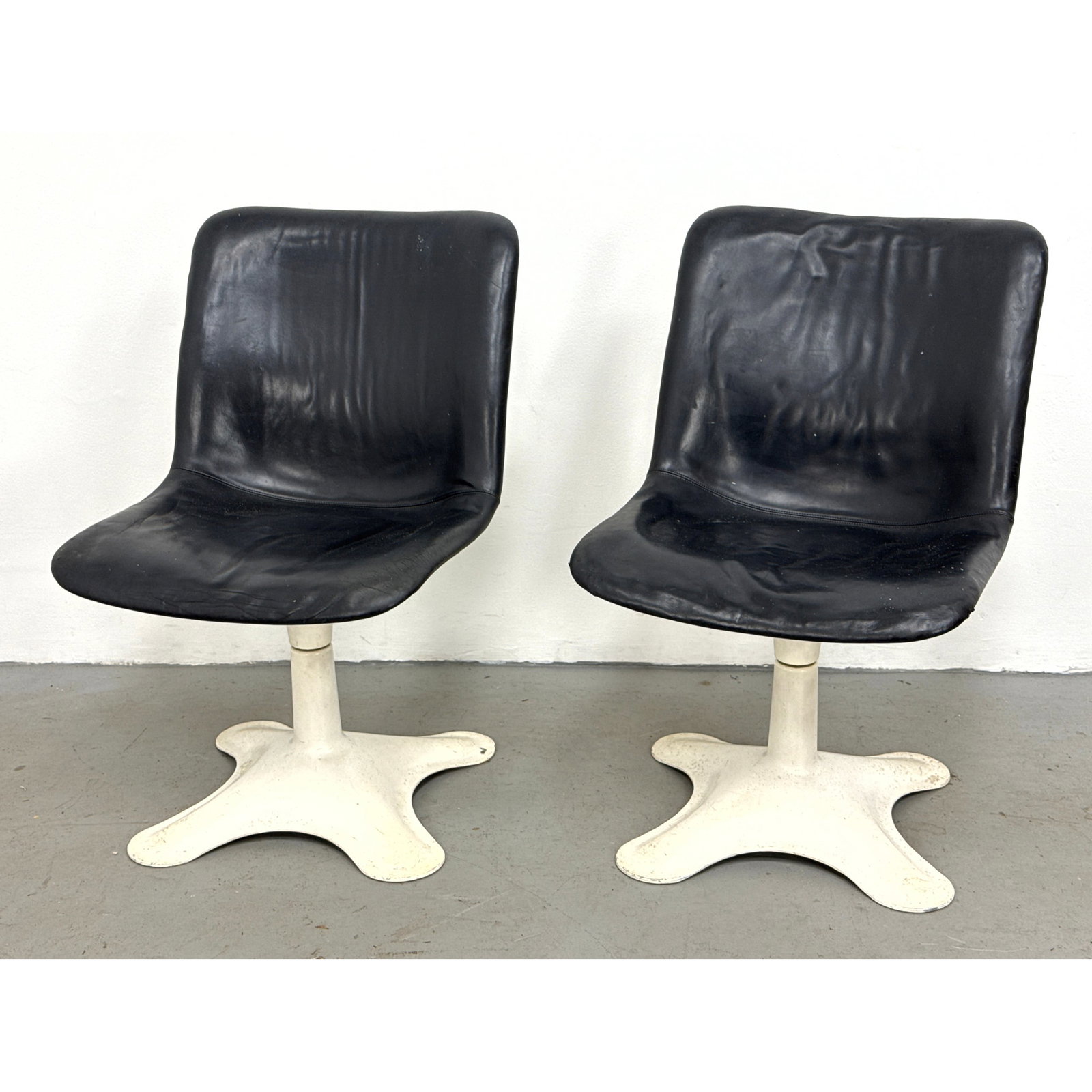 Pair Yrjo Kukkapuro for Haimi Finland Chairs. 60s Mod Mid Century Saturnus Series Black Leather Swiv (1 of 9)