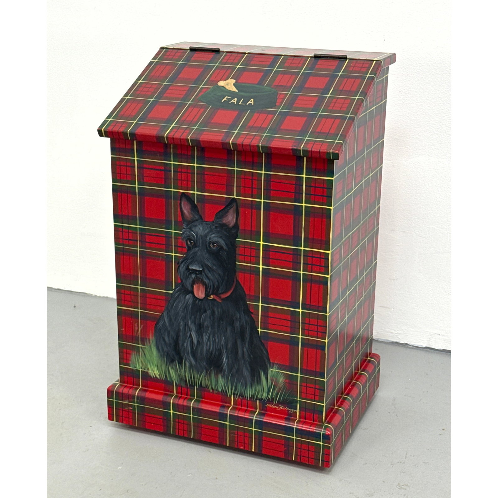 Hand Painted Wooden Storage Bin with Scottie Dog. Olde English Woods NH. Kathie and Ben Woods Cottag: Hand Painted Wooden Storage Bin with Scottie Dog. Olde English Woods NH. Kathie and Ben Woods Cottage Furniture. Dimensions: Height: 29.25 inches, Width: 18.5 inches, Depth: 14.5 inches. ---