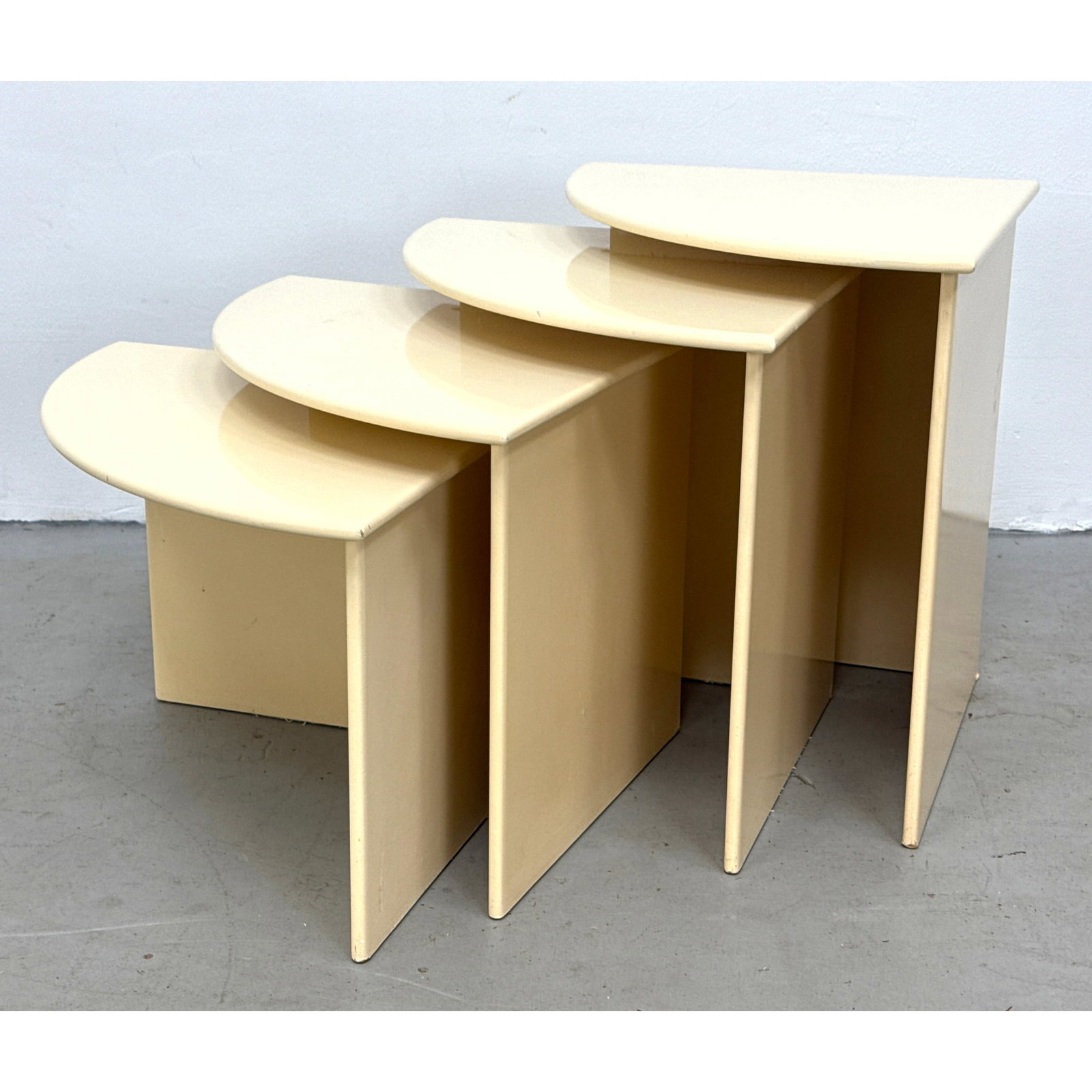 4pc Set Post-Modern Cream Lacquered Quadrant Nesting Side Tables with Right Angle Bases. Unsigned. (1 of 12)