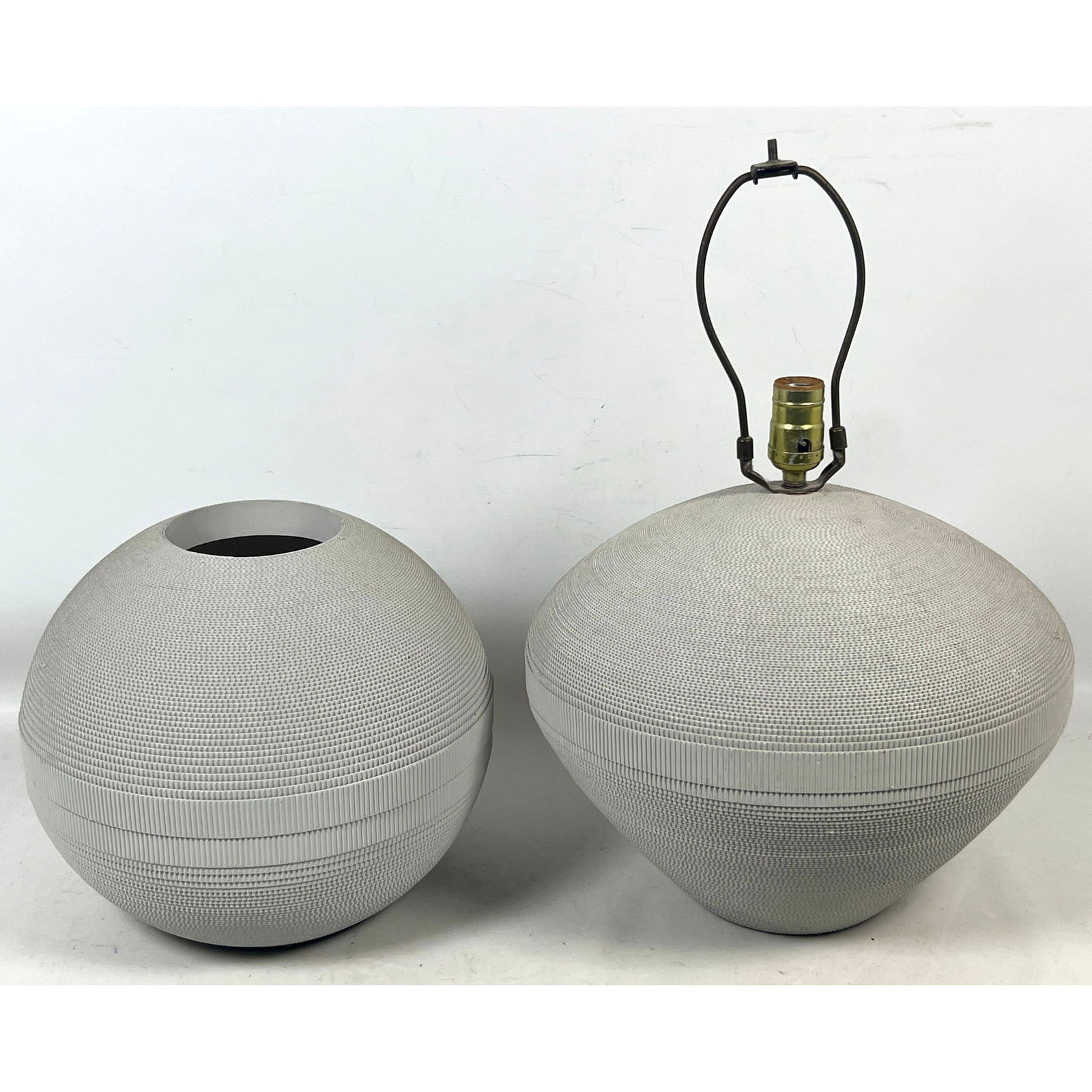 2pc lot Flute of Chicago style corrugated cardboard table lamp and spherical vessel. Unsigned. (1 of 14)