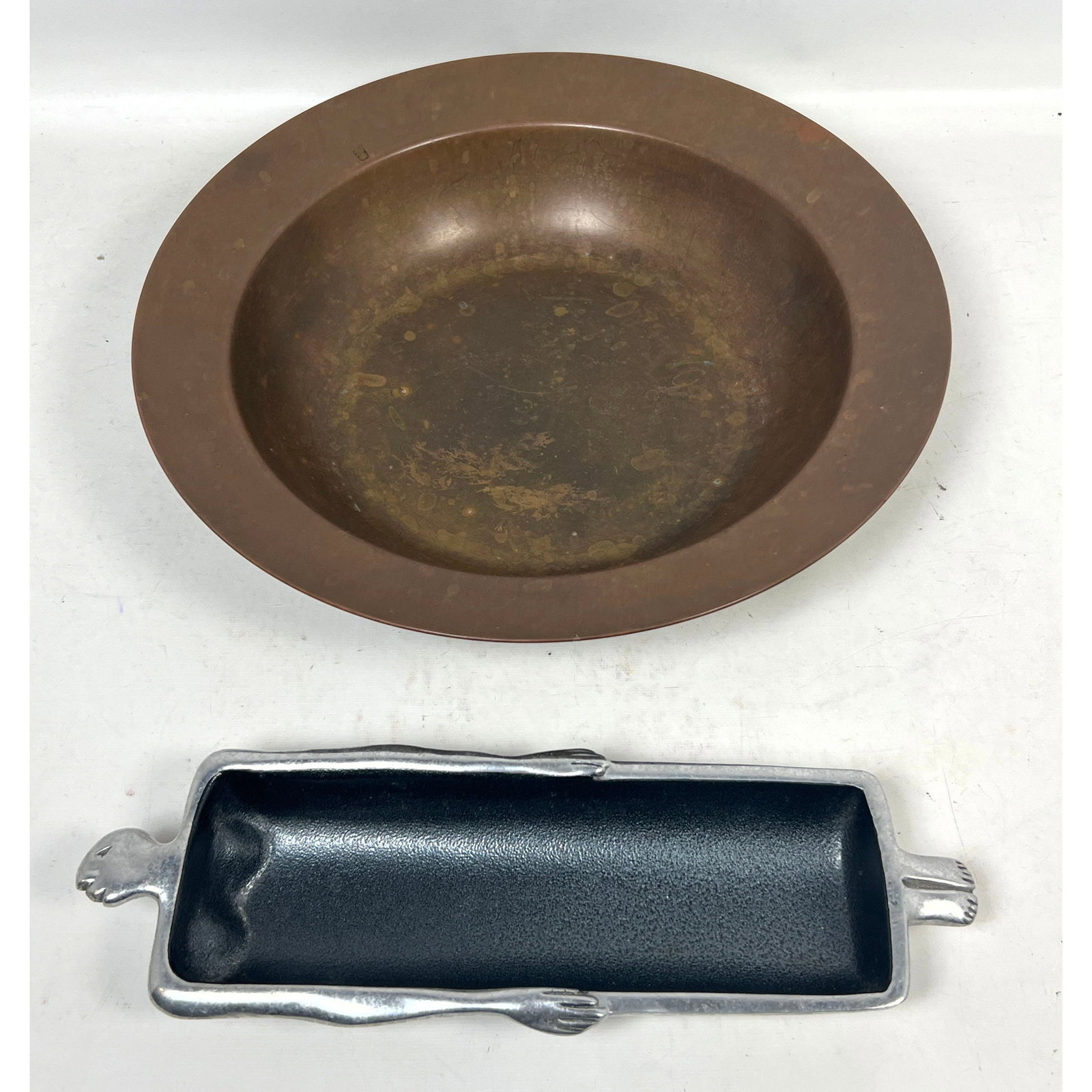 2pcs Metalware. Baecker Messing Brass Bowl and Carrol Boyes Cast Aluminum Functional Art Human Form: 2pcs Metalware. Baecker Messing Brass Bowl and Carrol Boyes Cast Aluminum Functional Art Human Form Tray With Polished Finish Dimensions: Height: 15 inches, Width: 15 inches, Depth: 3 inches. --- US P