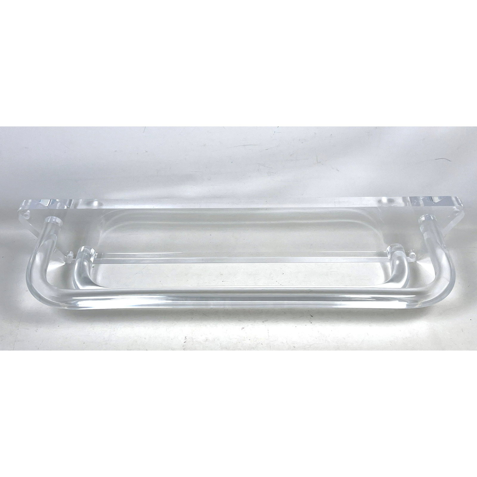 Vintage Lucite Wall Mount Towel Bar. (1 of 9)