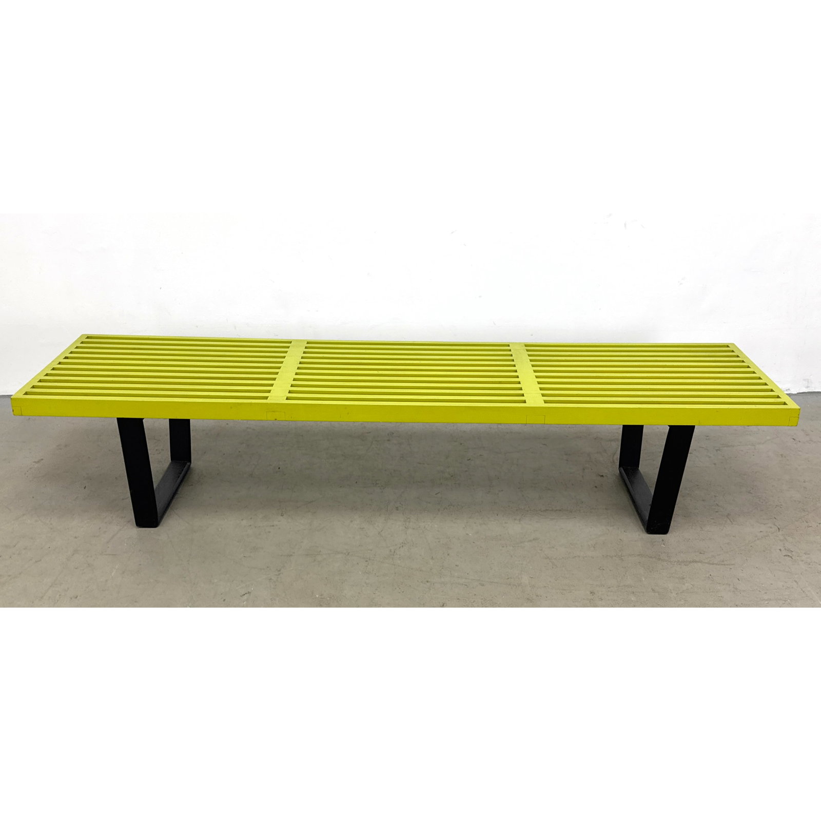 Mid-Century Modern Slatted Platform Bench Attributed to George Nelson with Ebonized Legs. Peg constr (1 of 9)