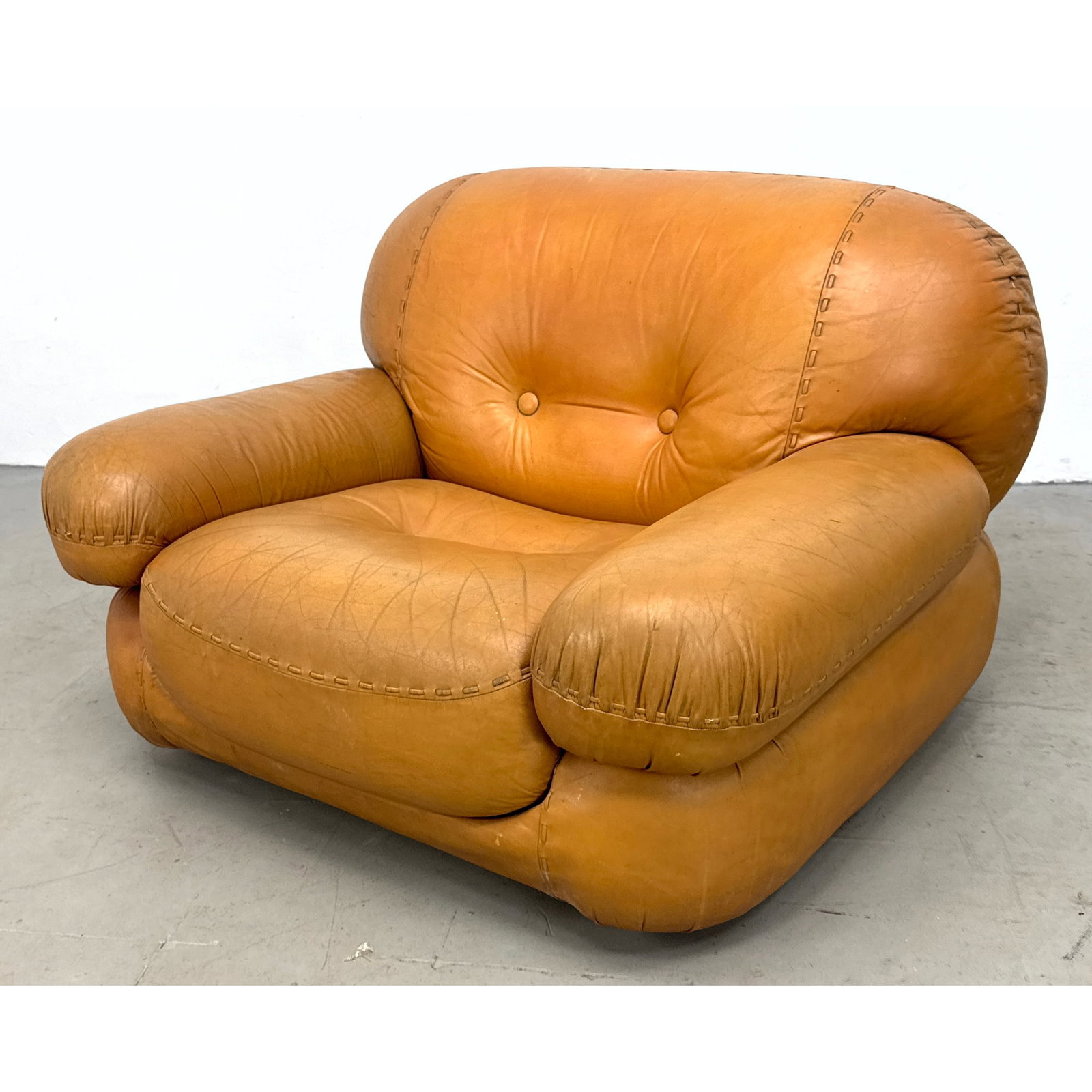 Italian Postmodern Cognac Leather Sapporo Lounge Armchair Attributed to Mario Marenco for Mobil Girg (1 of 10)