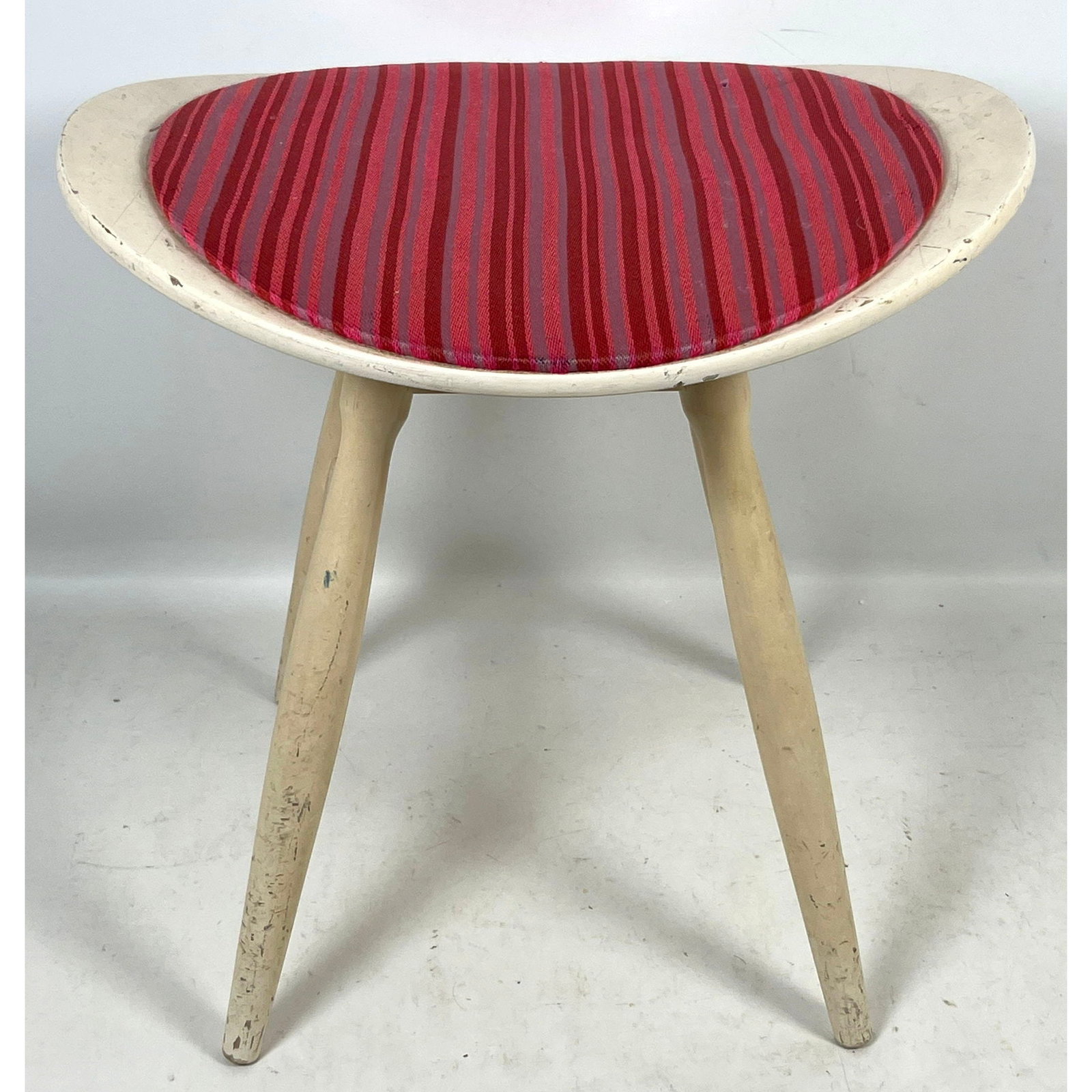 Mid Century Olof Otteli Kervo Snickerifabrik Stockmann Ab Ellips Stool, Finland.: Mid Century Olof Otteli Kervo Snickerifabrik Stockmann Ab Ellips Stool, Finland. Dimensions: Height: 16.5 inches, Width: 18 inches, Depth: 15 inches. ---
