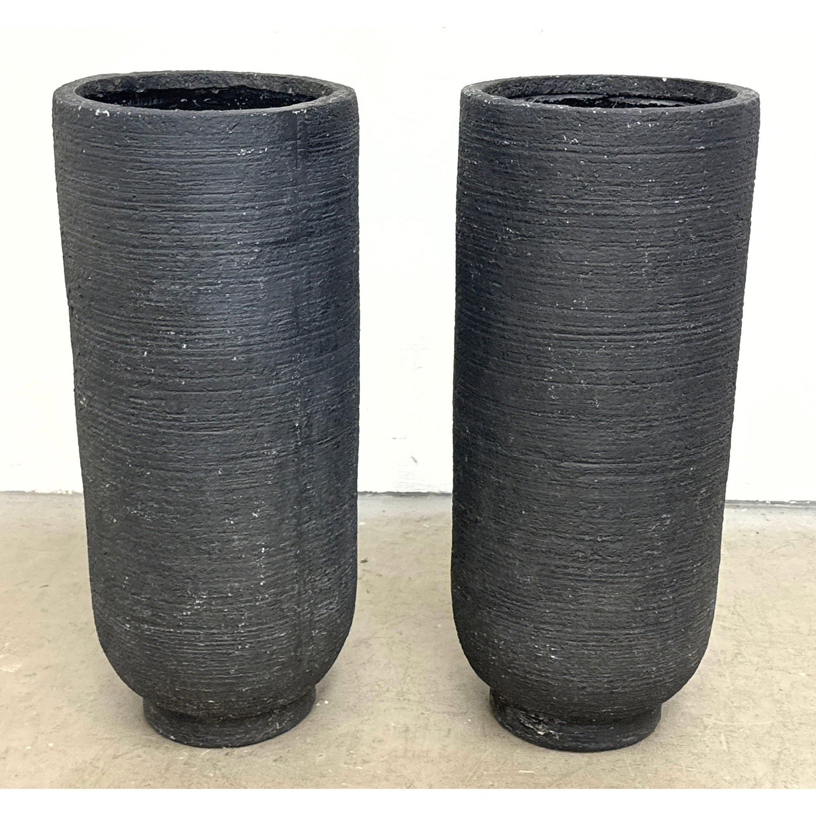 Pr Large Fiber Glass Modern Textured Black Floor Planters with Horizontal Grooved Surfaces and Taper (1 of 13)