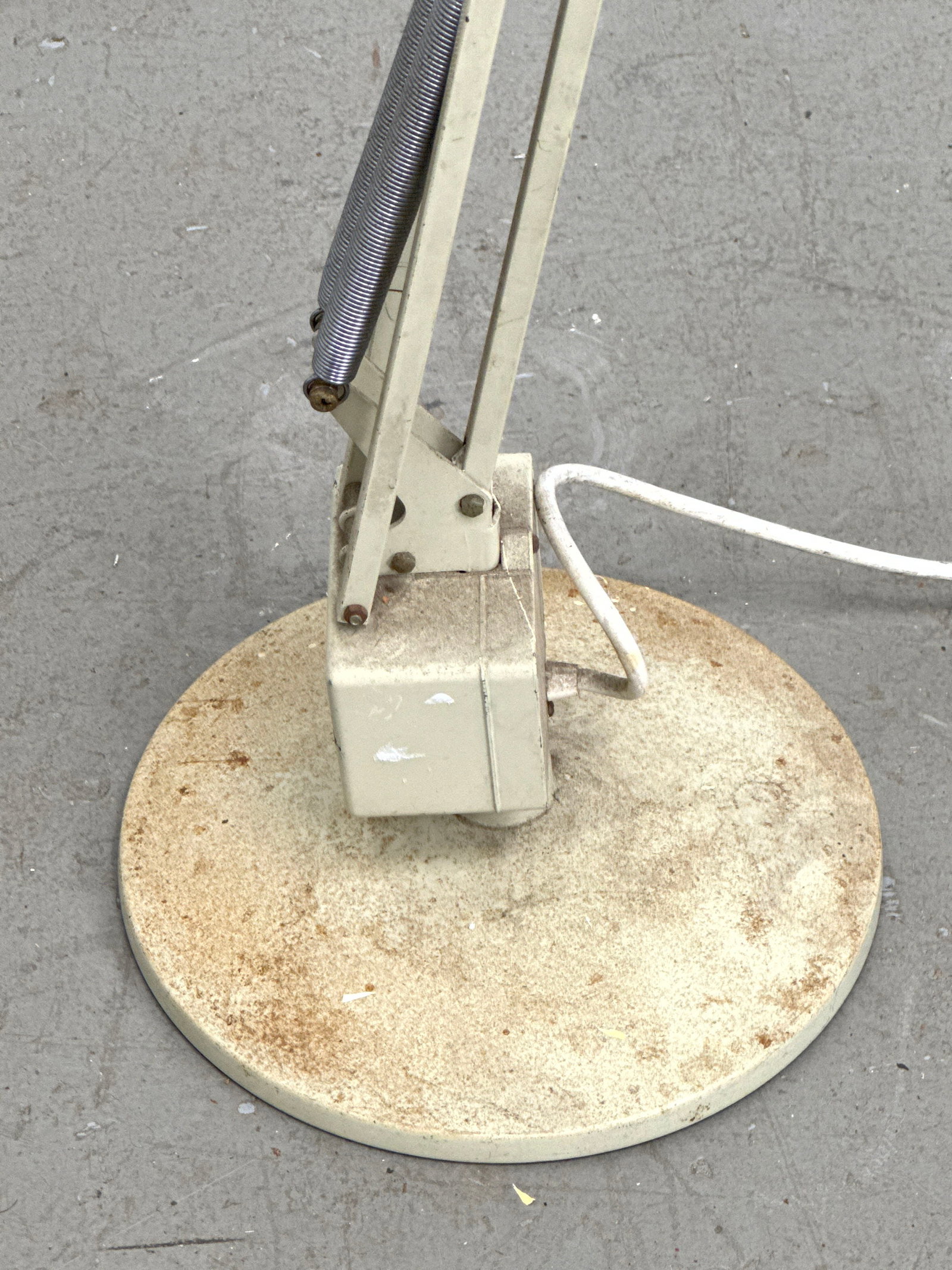 Luxo Floor Task Lamp. Spring adjustable. - 3
