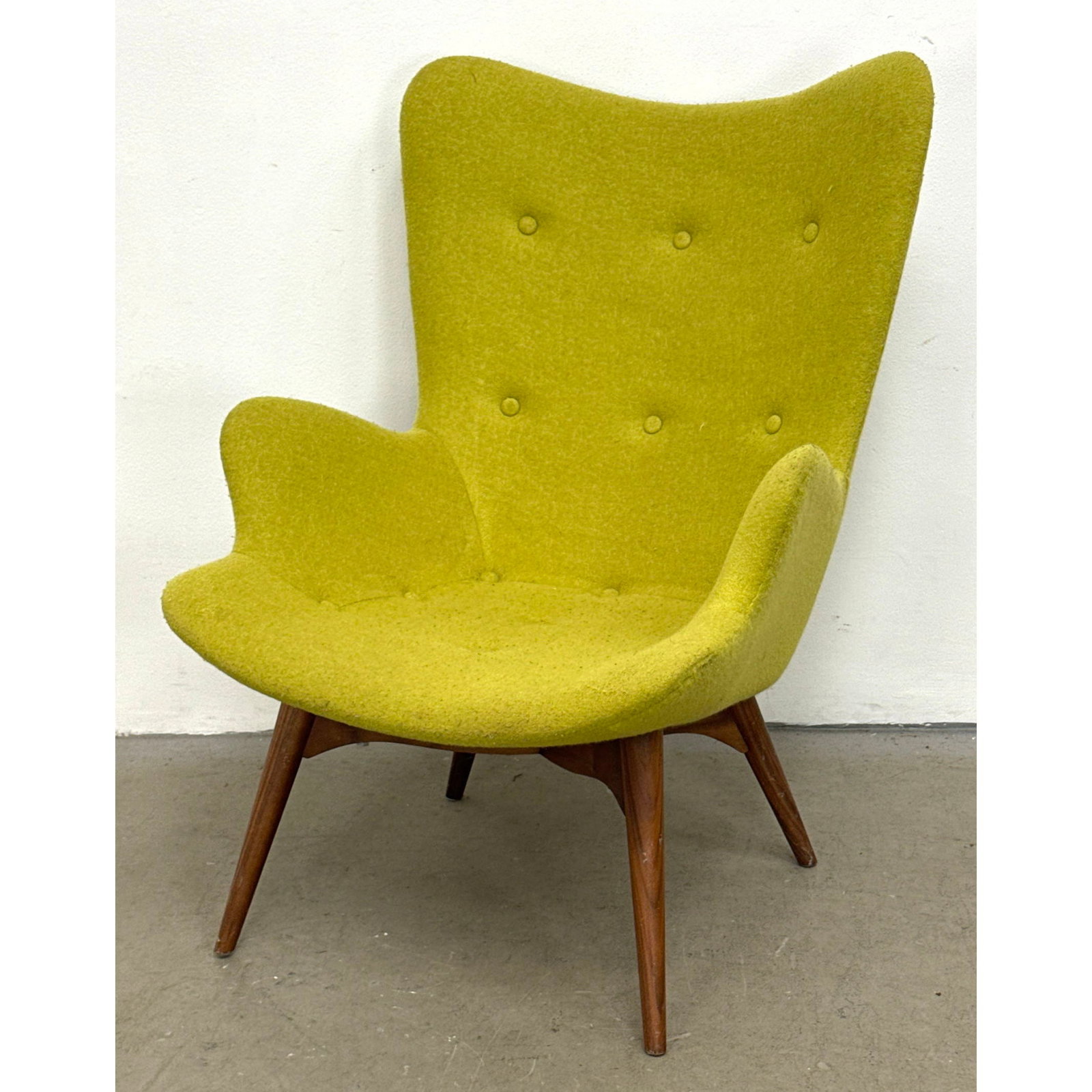 Contemporary Modern Sculpted Back Lounge Chair. Tapered Wood Legs with Cross X Construction. Greenis (1 of 7)