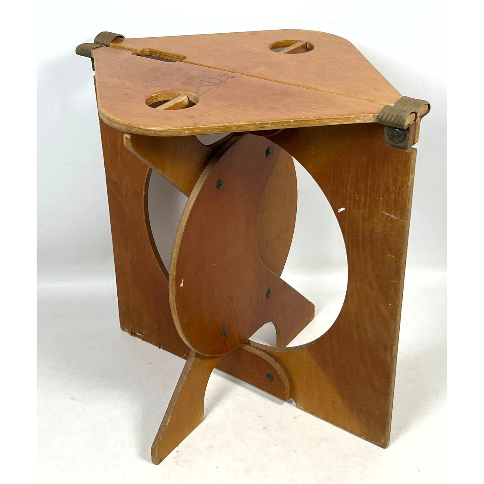 Barry Simpson Rooster Folding Plywood Stool by Dirt Road of Waitsfield Vermont (1 of 12)