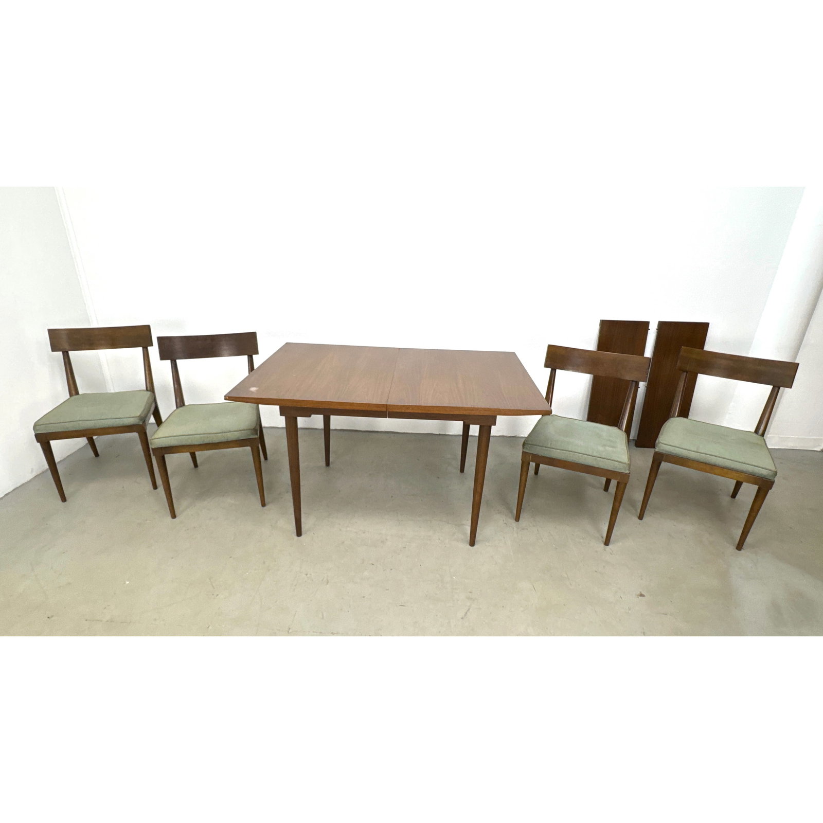 Mid Century Modern walnut dining set by Hickory Chair Company. Dining table and 4 Chairs. (1 of 20)