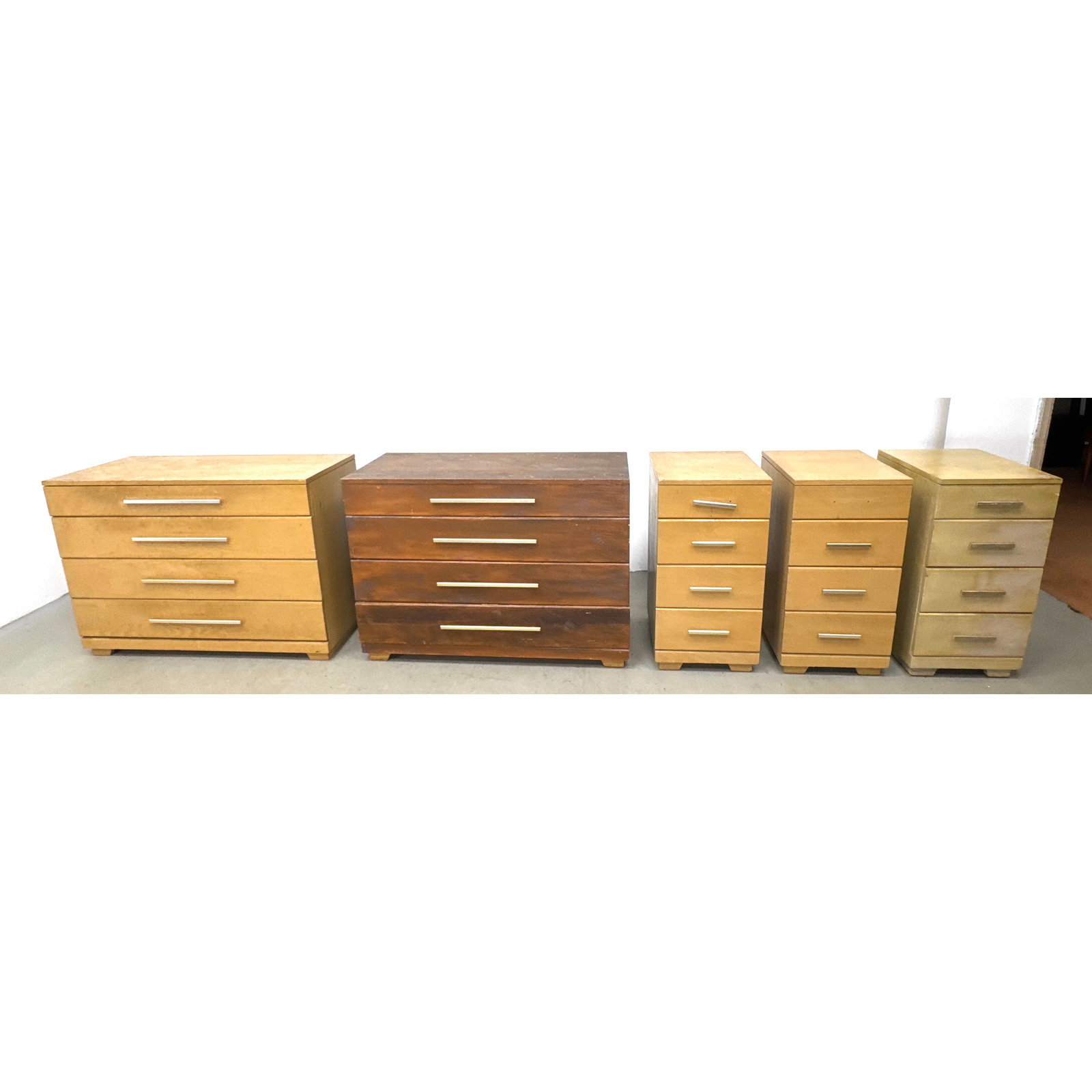 5pc set of Raymond Loewy for Mengel Furniture Mid Century Modern 4 drawer blonde and dark oak dresse: 5pc set of Raymond Loewy for Mengel Furniture Mid Century Modern 4 drawer blonde and dark oak dressers Dimensions: Height: 31.75 inches, Width: 44 inches, Depth: 19.25 inches. - Additional Dimensions: