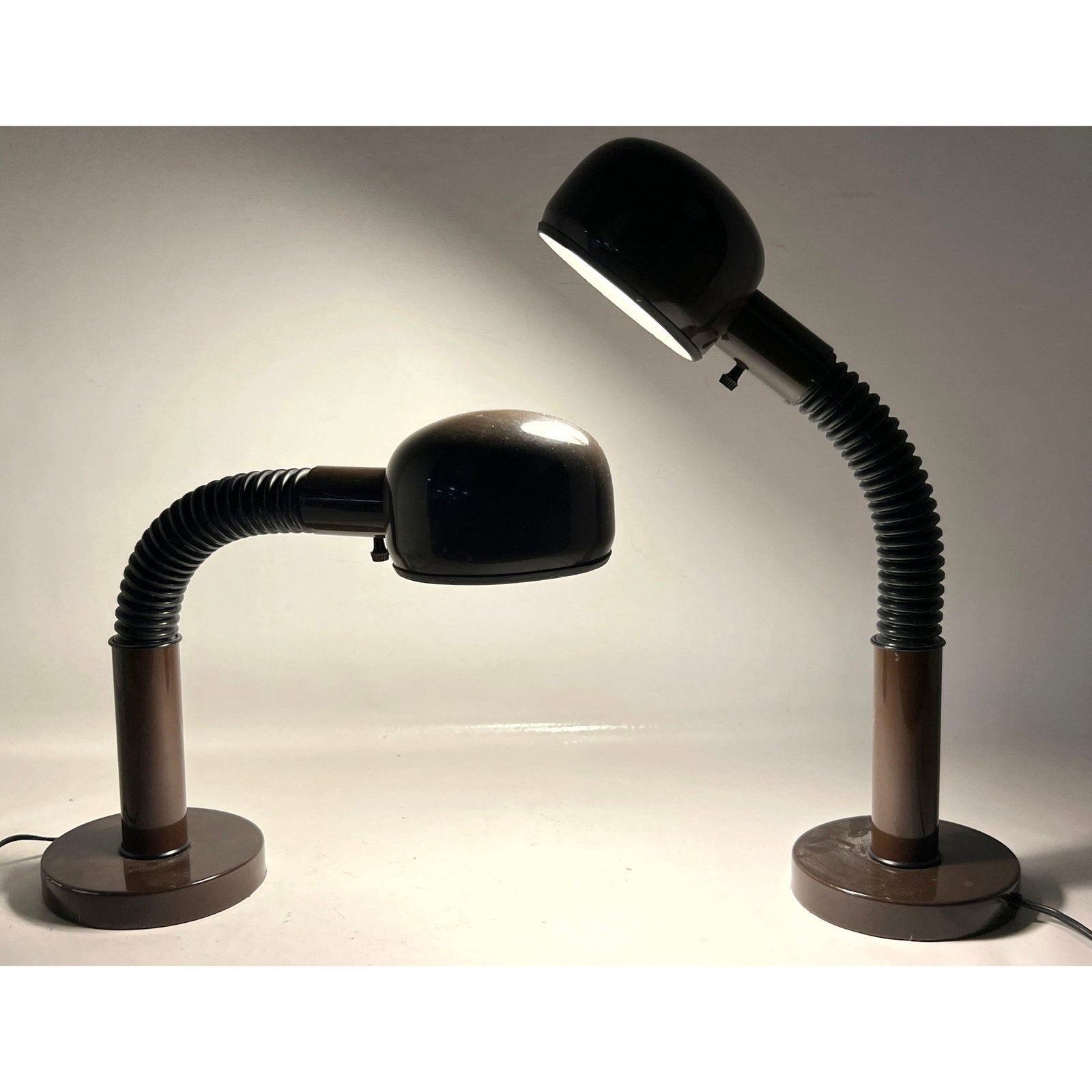 Pair of Mid Century Modern Space Age Chocolate Brown Gooseneck Desk Lamps with Integrated Dome Shade (1 of 11)