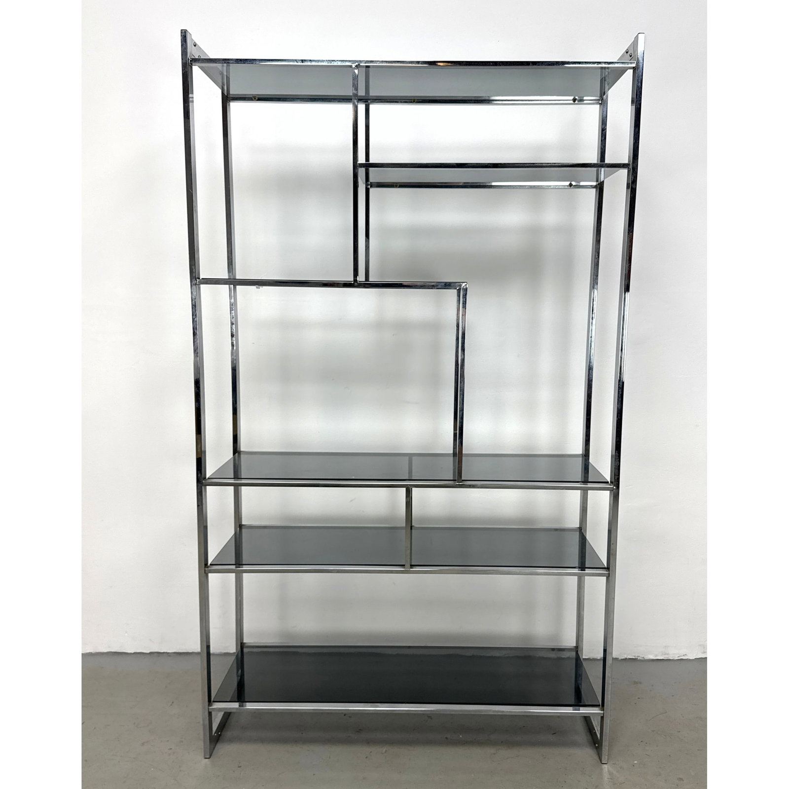 Mid Century Modern Baughman style Chrome Etagere. Display Shelf Unit. Glass Shelves. Gray glass. Mid (1 of 10)