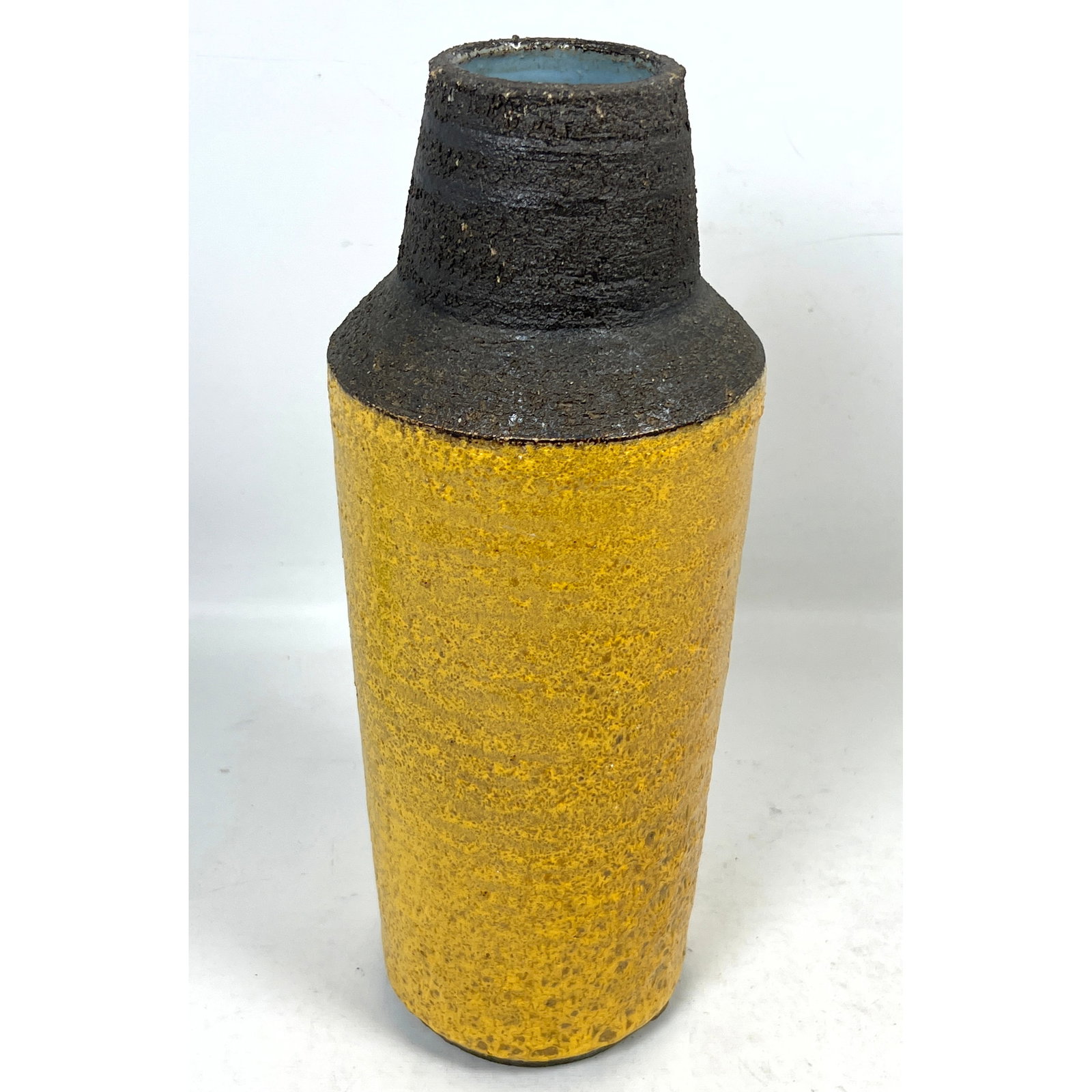 Bitossi Mid-Century Modern Studio Pottery Chimney Vase with Yellow and Brown Fat Lava Glazes: Bitossi Mid-Century Modern Studio Pottery Chimney Vase with Yellow and Brown Fat Lava Glazes Dimensions: Height: 15 inches, Width: 6 inches, Depth: 6 inches. --- US Packing and Shipping charge: In hou