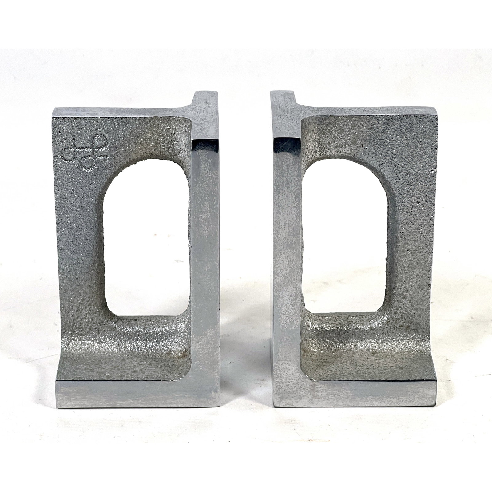 Pair of Bill Curry for Design Line chrome-plated cast aluminum bookends. (1 of 9)