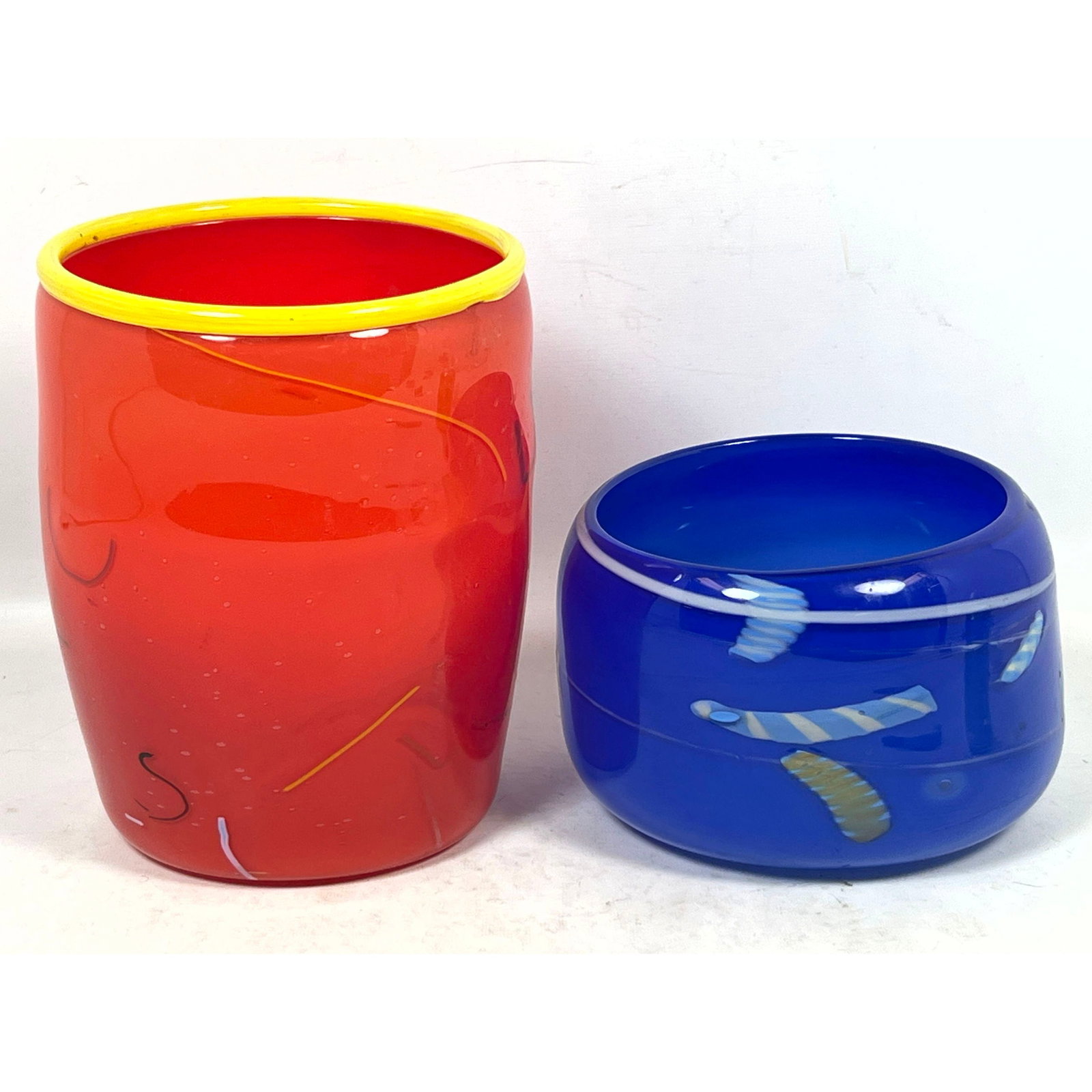 2pc Hand blown art glass with tall red cylinder vase and blue bulbous bowl with twisted cane inclusi (1 of 12)