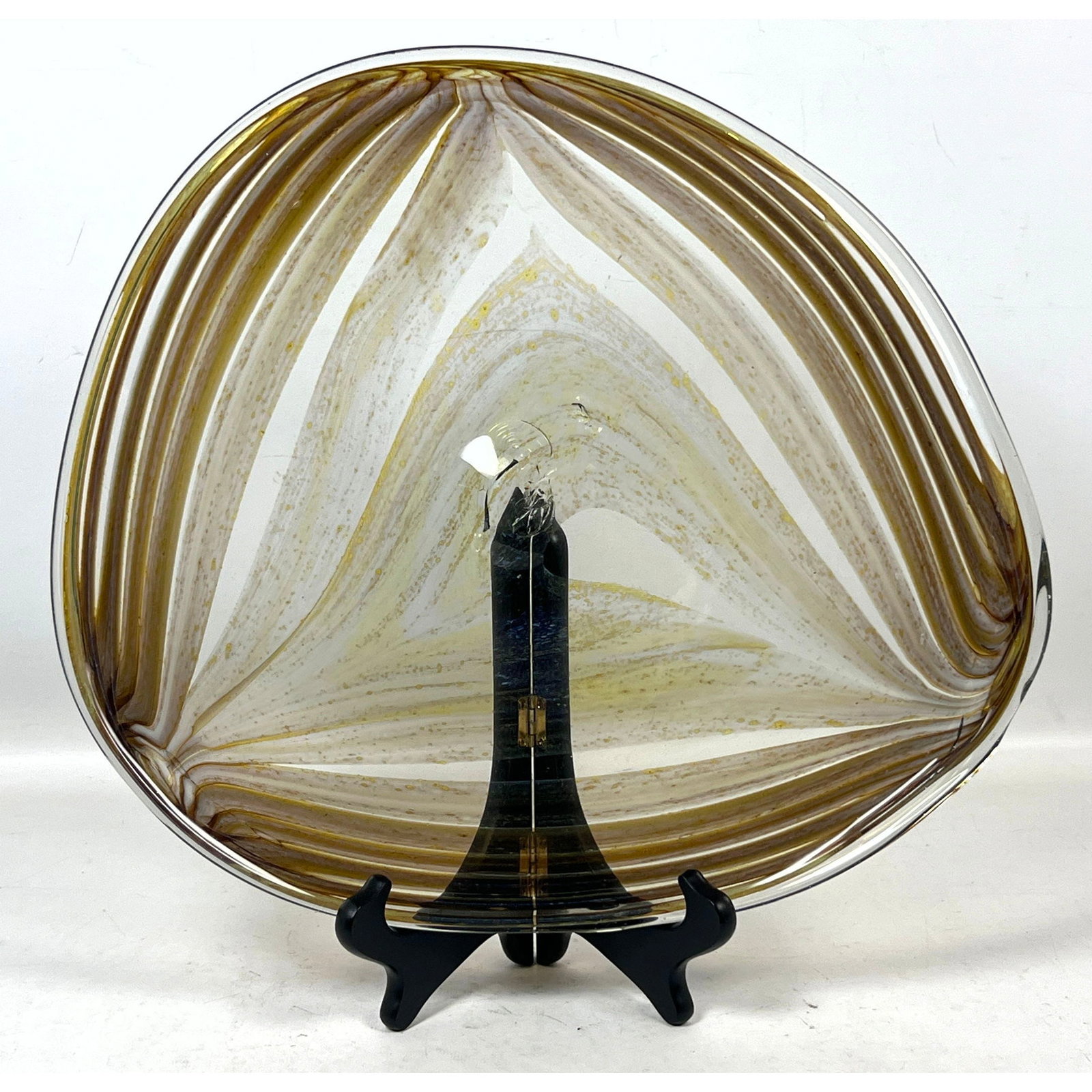 Large Robert Bramhall American Studio Art Glass Triangular Plate dated 1973 with swirled brown and y: Large Robert Bramhall American Studio Art Glass Triangular Plate dated 1973 with swirled brown and yellow chevron pattern Dimensions: Height: 14 inches, Width: 14 inches, Depth: 1 inches. --- US