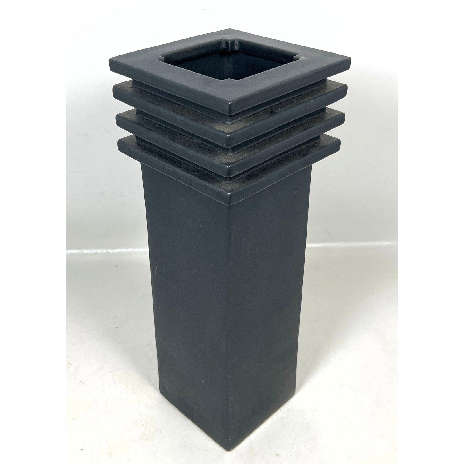 Janhus Studio Pottery E 9 Matte Gray Architectural Stepped Column Ceramic Vase Dated 1988. Signed.: Janhus Studio Pottery E 9 Matte Gray Architectural Stepped Column Ceramic Vase Dated 1988. Signed. Dimensions: Height: 17.25 inches, Width: 6 inches, Depth: 6 inches. --- US Packing and Shipping