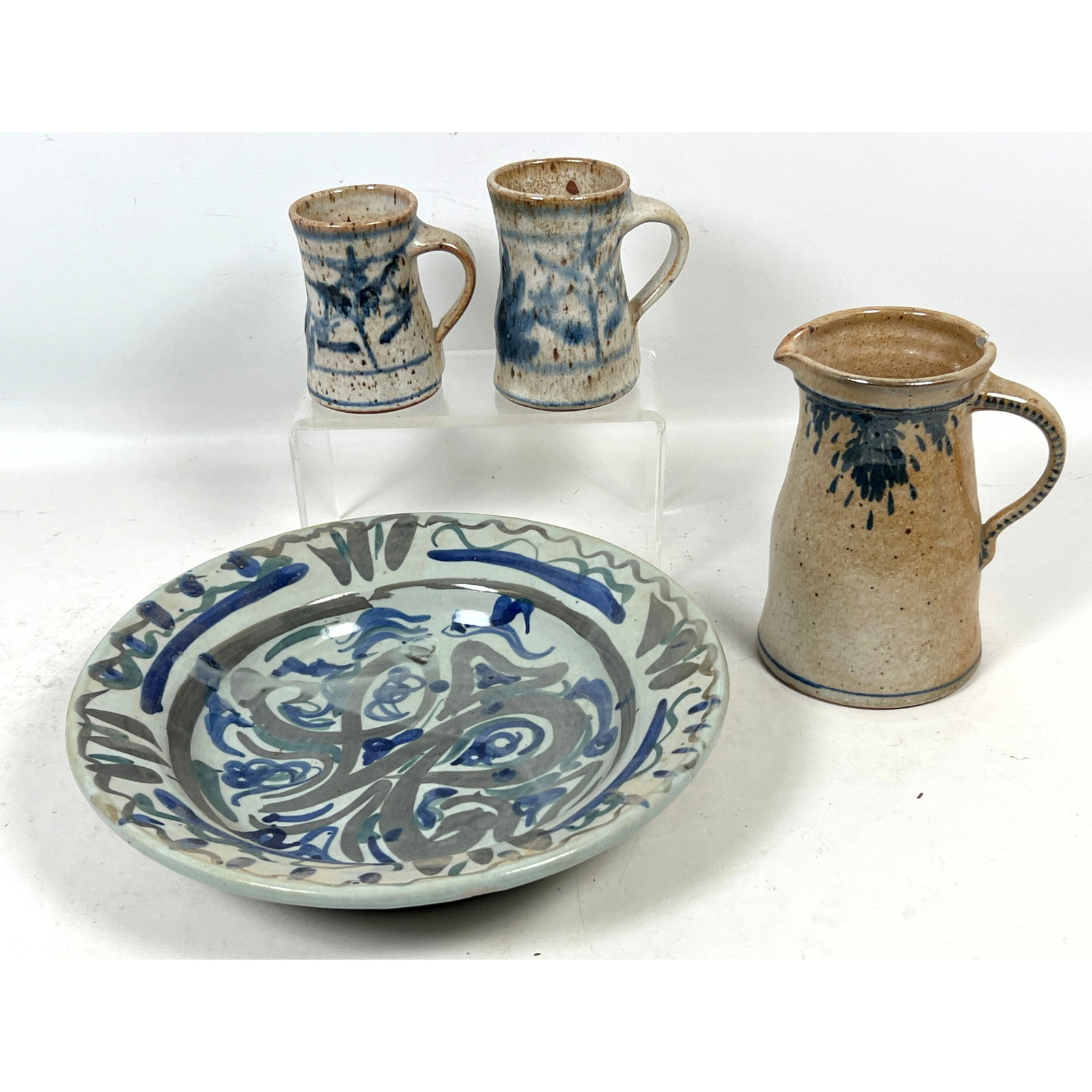 4 pcs Everette Busbee contemporary studio pottery includes signed blue accented charger and pitcher (1 of 17)