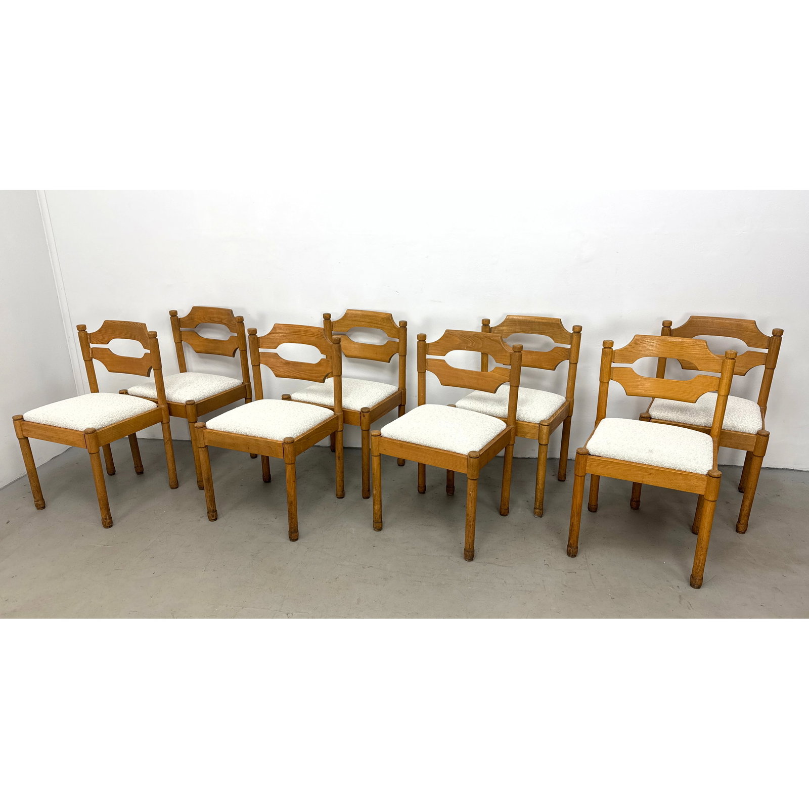 Set of 8 French Razorback style dining Chairs (France) Brutalist Oak Dining Side Chairs with Texture (1 of 16)