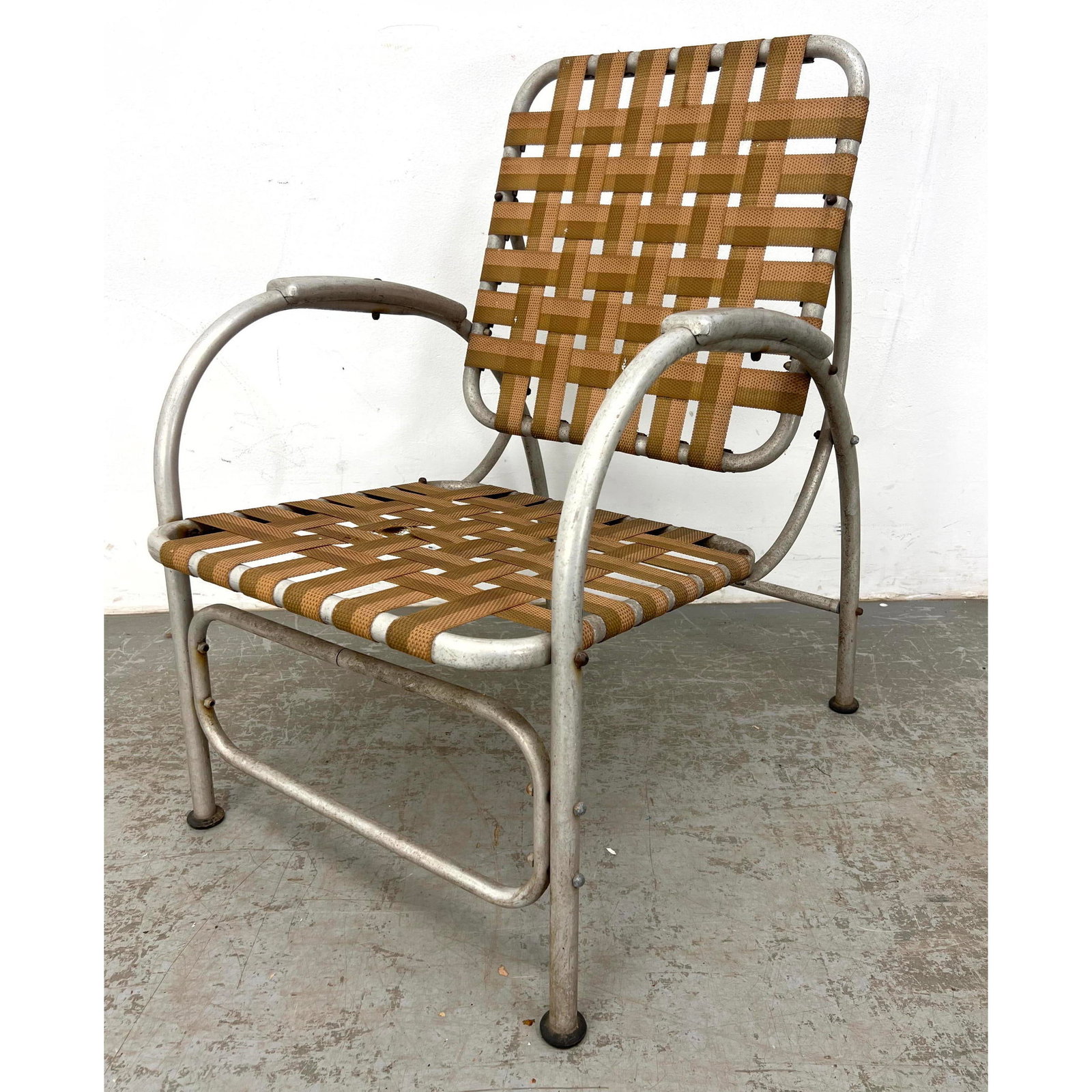 Warren MacArthur style Aluminum Lounge Chair with Strapping. (1 of 1)