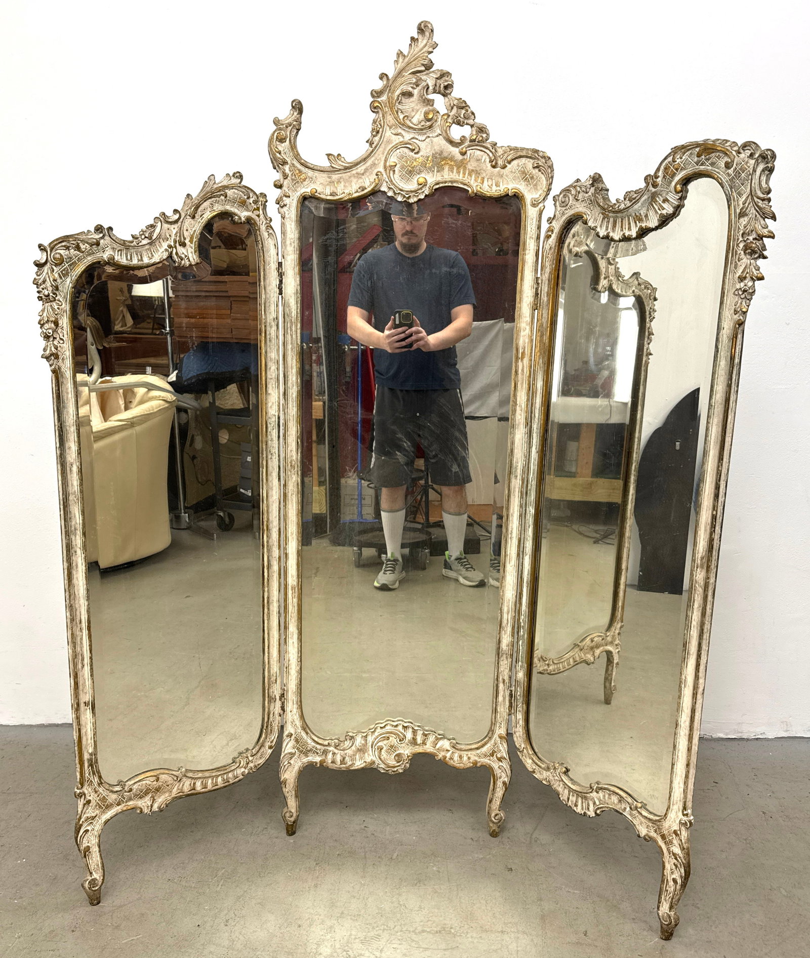 Rococo Style 3 Panel Folding Mirrored Floor Dressing Screen Room Divider. with Carved Gesso and Gild (1 of 18)