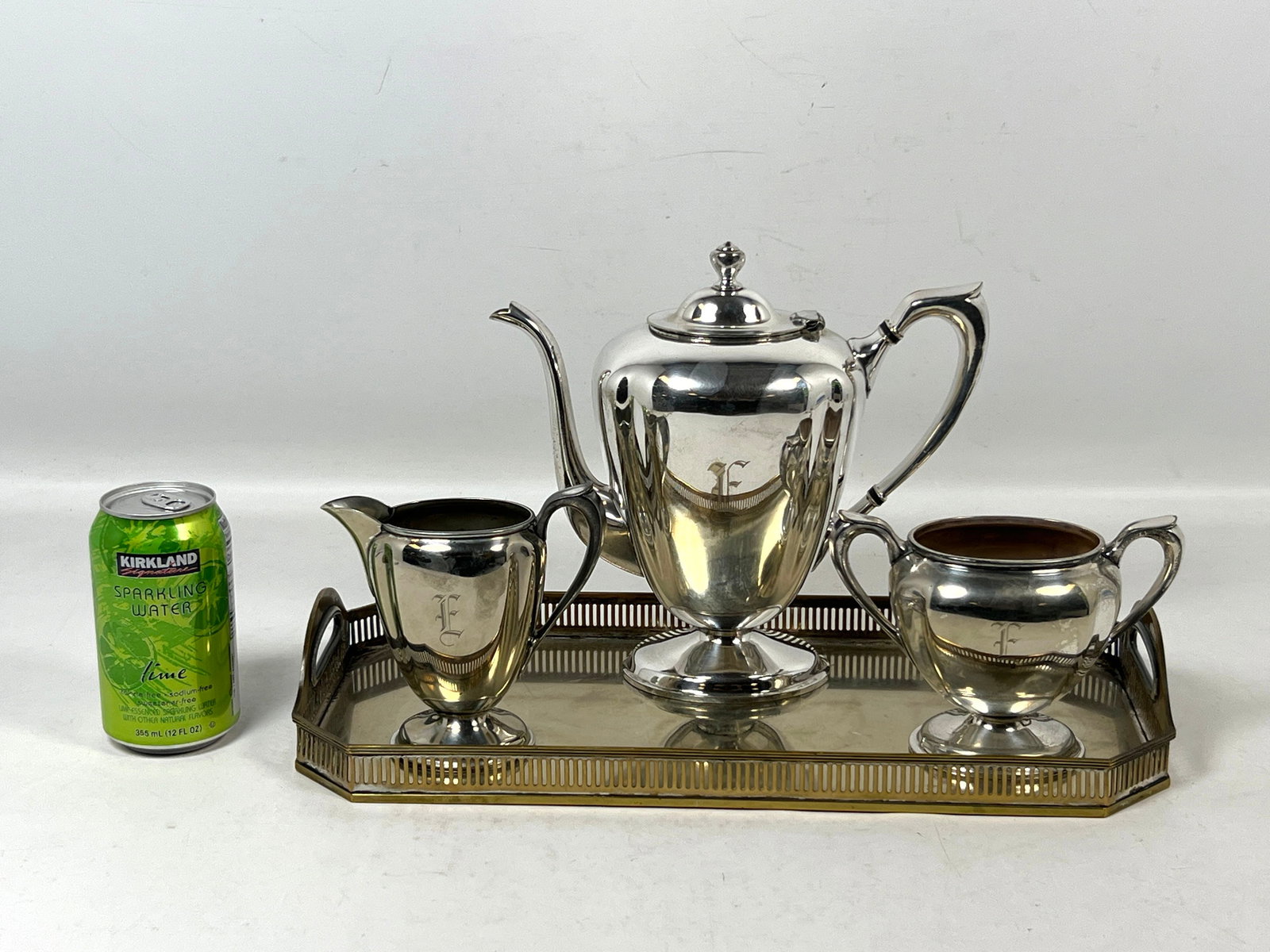 4pcs Silverplate Tea set. - 6