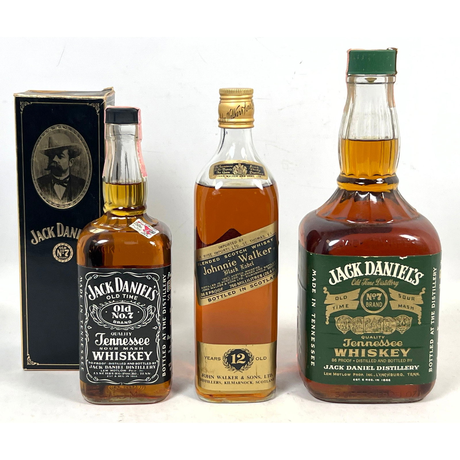 3pc lot of Vintage Whiskeys Jack Daniel's Green Label 1.75L and Jack Daniel's Black Label with box a (1 of 18)