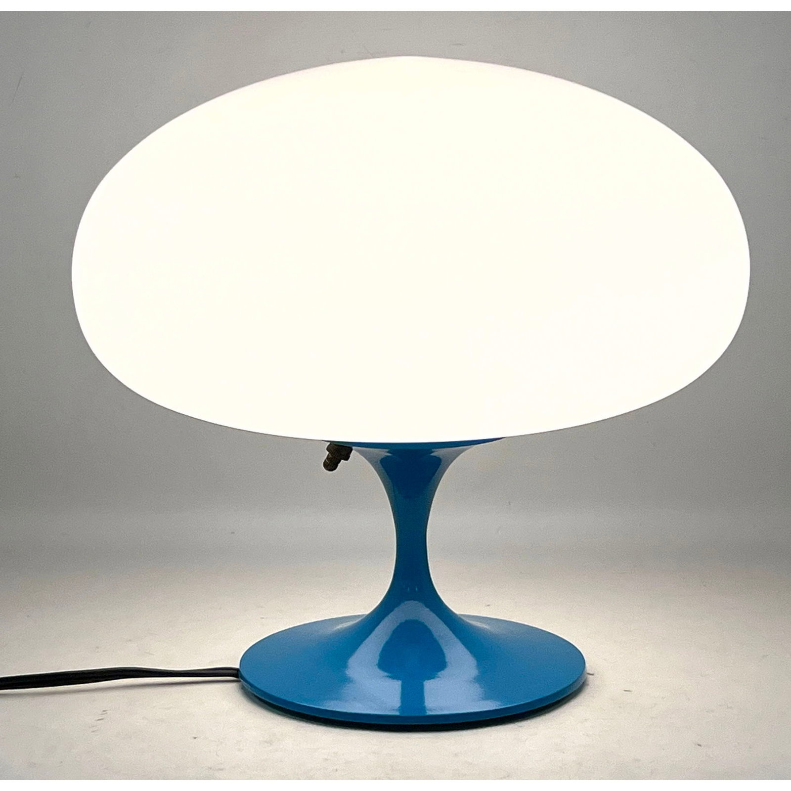 DESIGNLINE Blue Enameled Base Glass Mushroom Shade Table Lamp. Paper Label. StemLite. Contemporary L: DESIGNLINE Blue Enameled Base Glass Mushroom Shade Table Lamp. Paper Label. StemLite. Contemporary Lighting. Dimensions: Height: 12 inches, Width: 12 inches, Depth: 12 inches. --- US Packing and Shipp