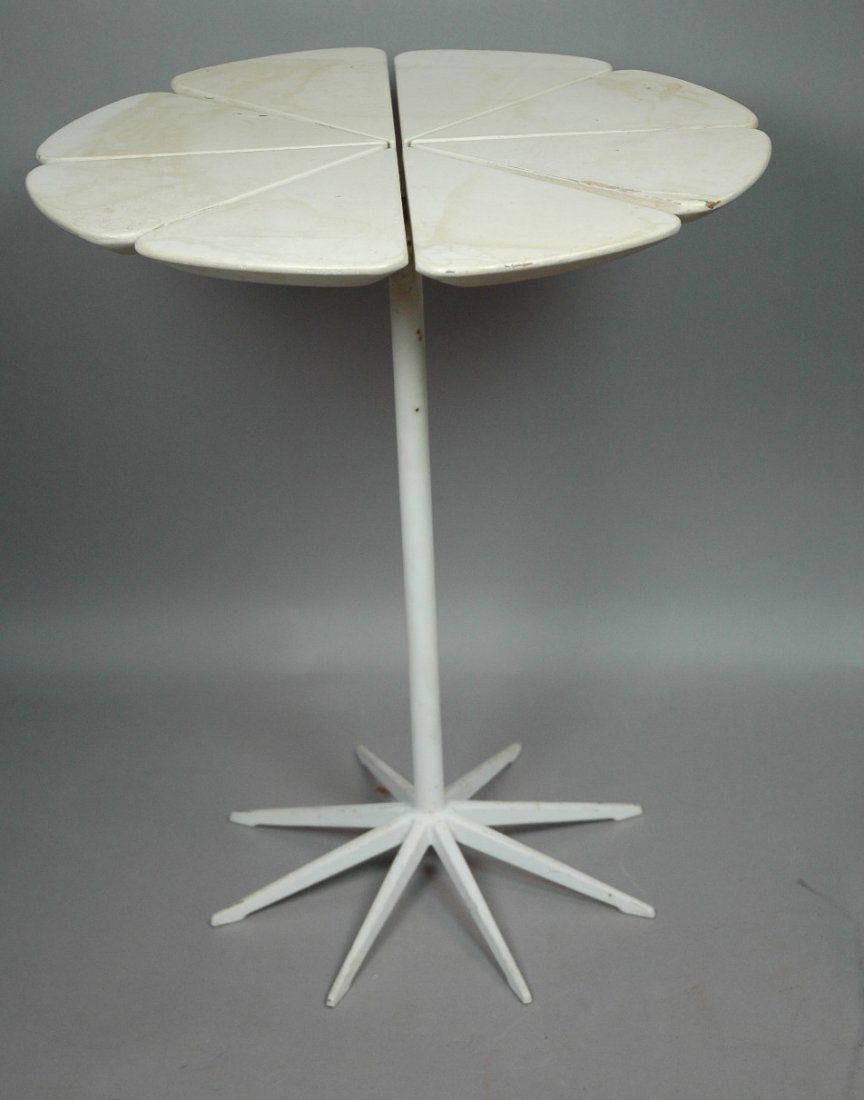 Richard Schultz Knoll Petal Side Table. White.: Richard Schultz Knoll Petal Side Table. White.-- Dimensions: H: 19 inches: W: 16 inches ---