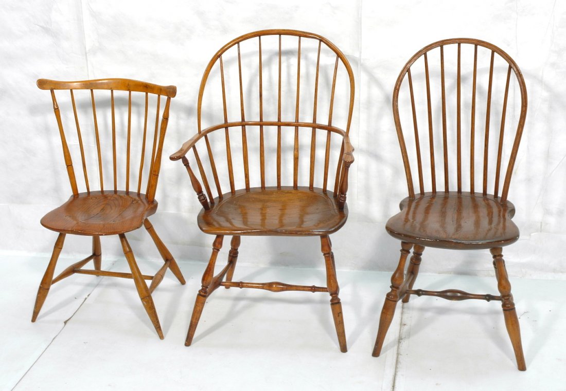 Lot 3 Antique PA Sack Back Windsor Chairs c. 1800: Lot 3 Vintage Windsor Chairs. One Arm Chair & 2 Side chairs. None match. Including sack back windsor chair seven spindles with saddle seat repaired circa 1800 & Chair PA Sack back Windsor with 7 spind
