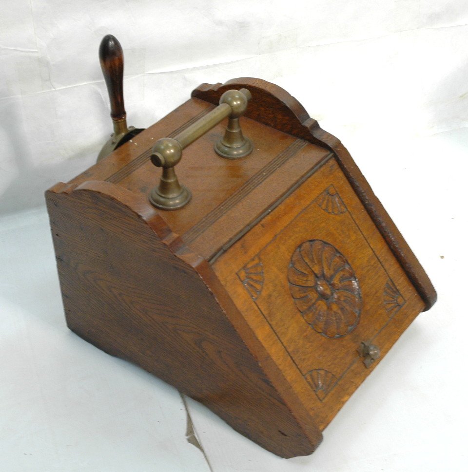 Antique Oak & Brass Coal Shuttle. Brass handle &: Antique Oak & Brass Coal Shuttle. Brass handle & scoop. Carved door. -- Dimensions: H: 13.5 inches: W: 13 inches: D: 17 inches ---