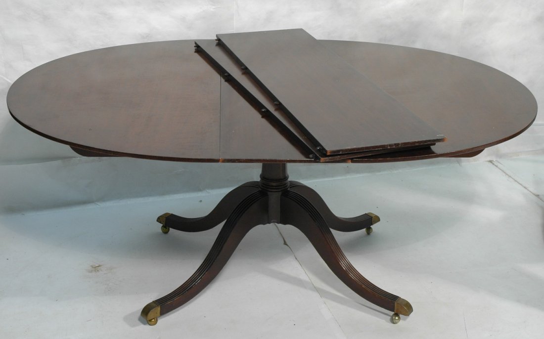 Baker Oval Mahogany Duncan Phyfe Dining Table. P