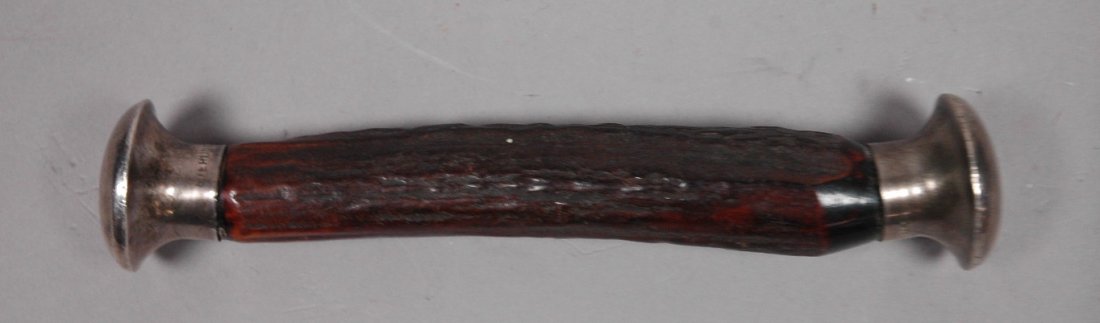Sterling and Horn Carving Knife Rest.: Sterling and Horn Carving Knife Rest.-- Dimensions: H: 5 inches --- US Shipping charge: $7