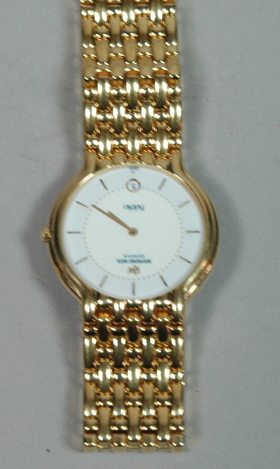 Raymond Weil 18K Gold Electroplate Watch. Fidelio: Raymond Weil 18K Gold Electroplate Watch. Fidelio. Date.-- Dimensions: --- US Shipping charge: $7