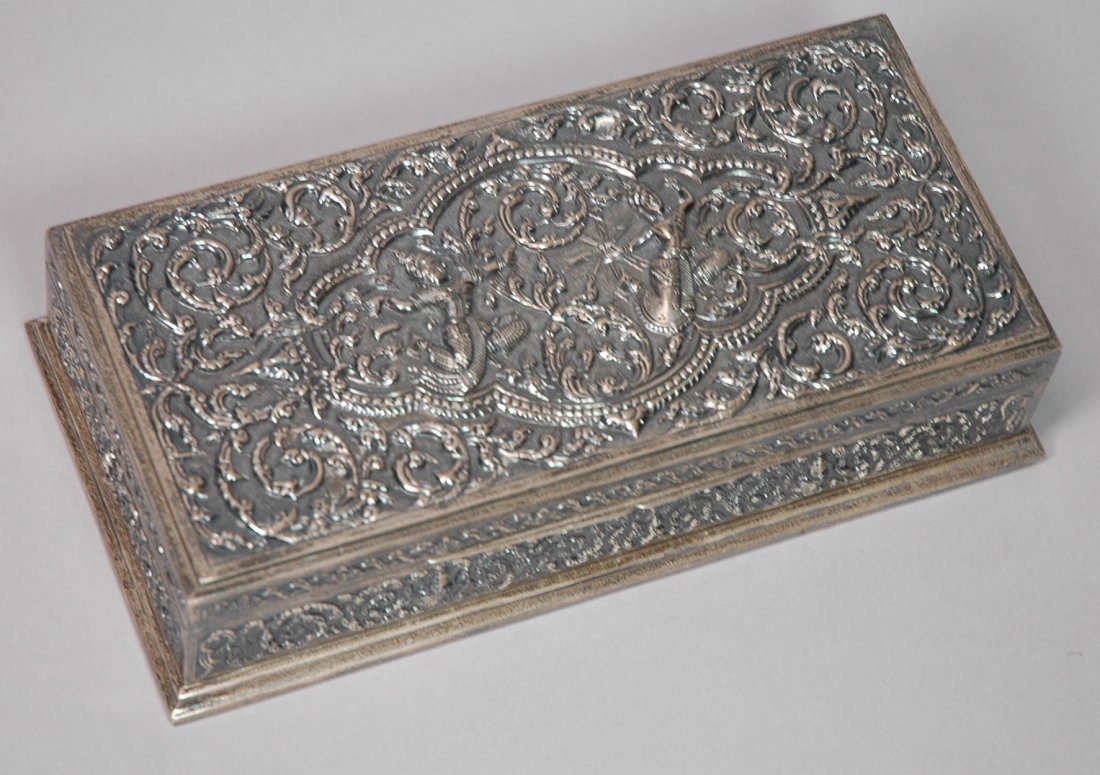 CHENG THAI Sterling Fancy Lidded Box Made in Siam: CHENG THAI Sterling Fancy Lidded Box. Made in Siam. Lined in Wood. Decorated with Thai dancers & decorative scrolls. Hinged lid. Marked. -- Dimensions: --- US Shipping charge: $20