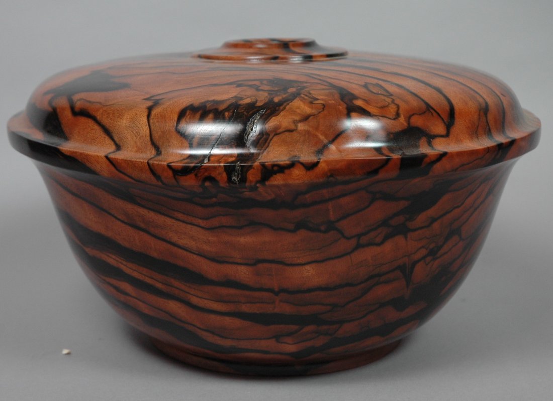 American Studio Woodworker KVITKA Ebony Bowl. Sig: American Studio Woodworker KVITKA Ebony Bowl. Signed & dated 1993. #69. -- Dimensions: H: 6 inches: W: 12 inches --- US Shipping charge: $35