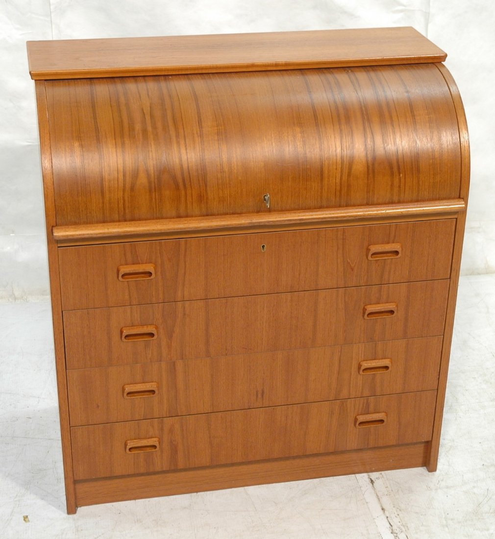 Danish teak Cylinder Roll Top Desk. Fitted Interi: Danish teak Cylinder Roll Top Desk. Fitted Interior. Four drawers. Has key. -- Dimensions: H: 38.25 inches: W: 35.5 inches: D: 19.5 inches ---