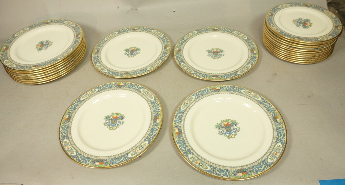 LENOX Autumn China Dinnerware. (12) 10.5" Dinner: LENOX Autumn China Dinnerware. (12) 10.5" Dinner plates. (12) 8.5" plates. Marked. -- Dimensions: --- US Shipping charge: $50