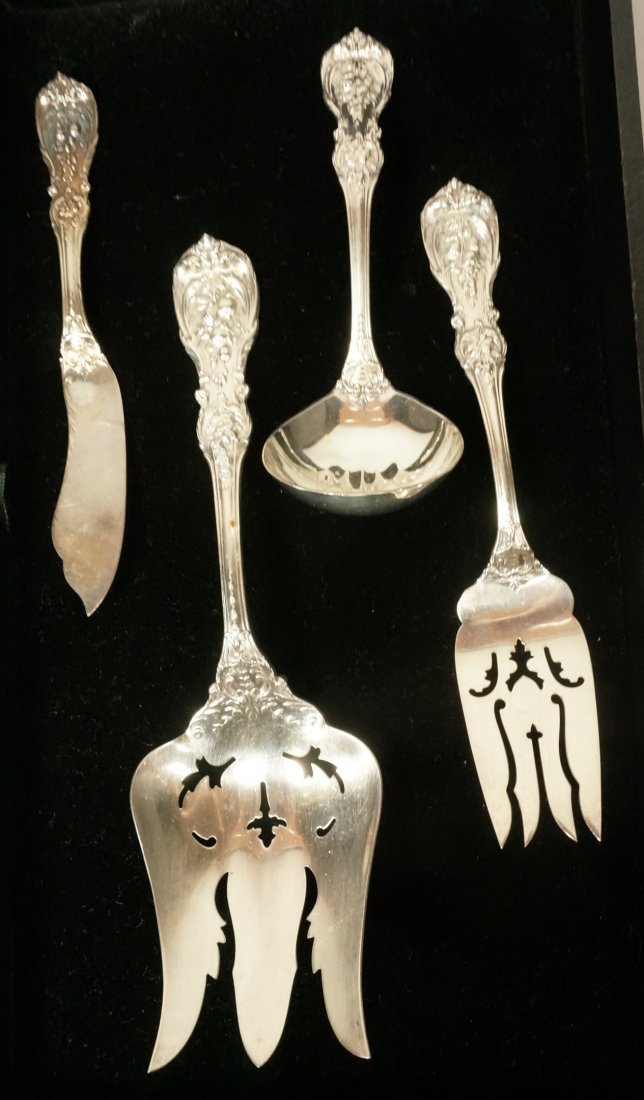 4pcs Reed and Barton Francis I Sterling Serving p: 4pcs Reed and Barton Francis I Sterling Serving pieces.-- Dimensions: : L: 9.5 inches--- Weight: 10.6 Troy ozs. ---- ---