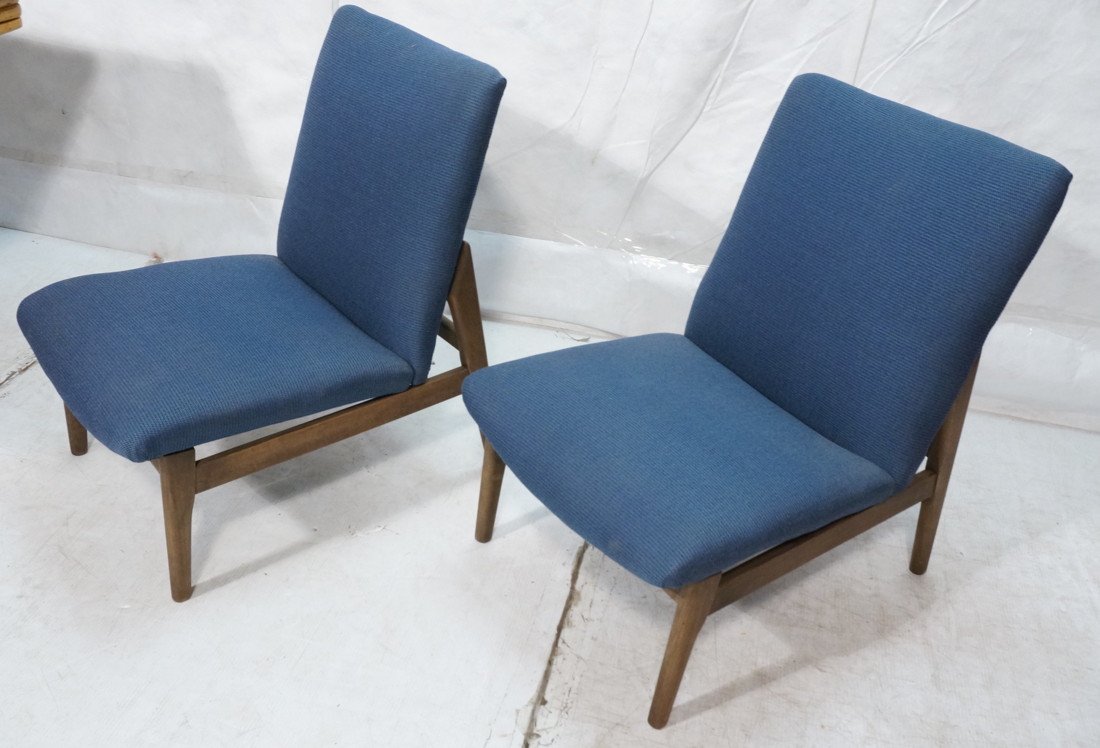 Pr PARKER KNOLL Side Lounge Chairs. Blue fabric.: Pr PARKER KNOLL Side Lounge Chairs. Blue fabric. Marked.-- Dimensions: H: 30 inches: W: 21 inches: D: 26 inches ---
