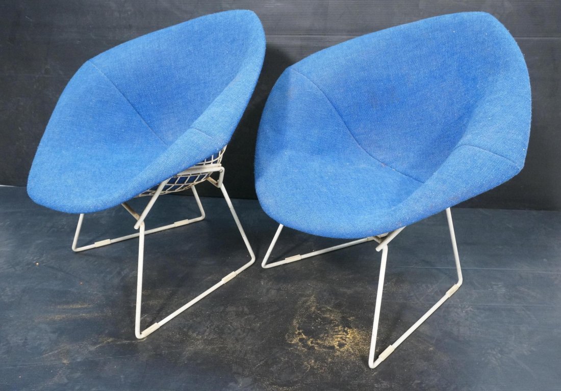 Pr Dark Blue KNOLL International Harry Bertoia Di: Pr Dark Blue KNOLL International Harry Bertoia Diamond Chairs Lounge Chairs. Marked earlier KNOLL "K" sticker-- Dimensions: H: 31 inches: W: 25 inches: D: 28 inches ---